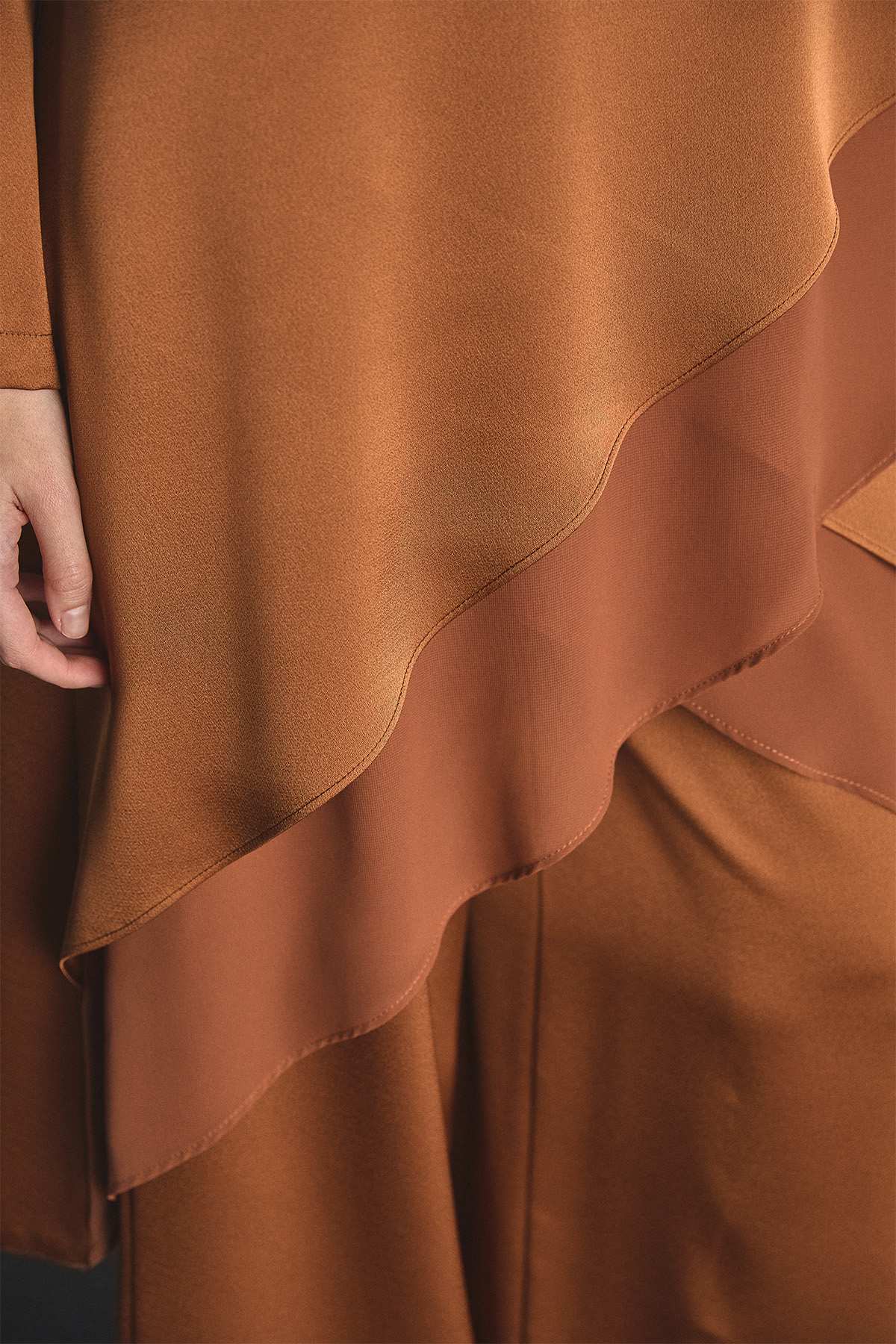 Asimetrik Tunikli Saten İkili Takım