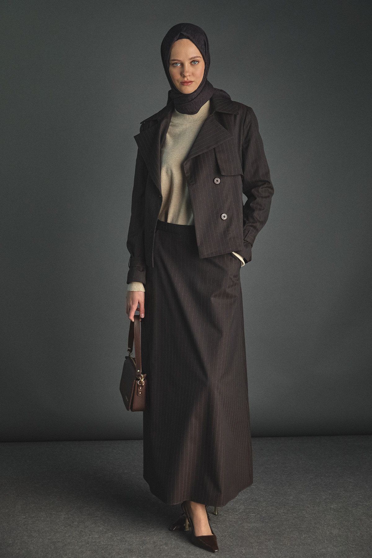 Kemerli Kruvaze Ceketli İkili Takım