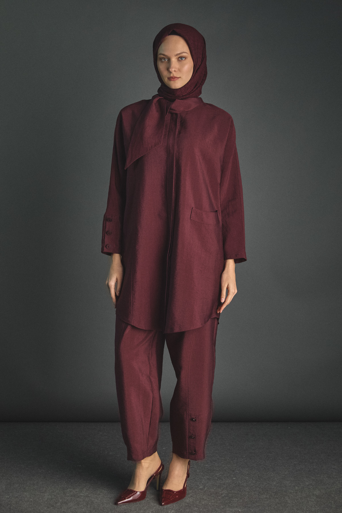 Fular Yakalı Şalvarlı İkili Takım