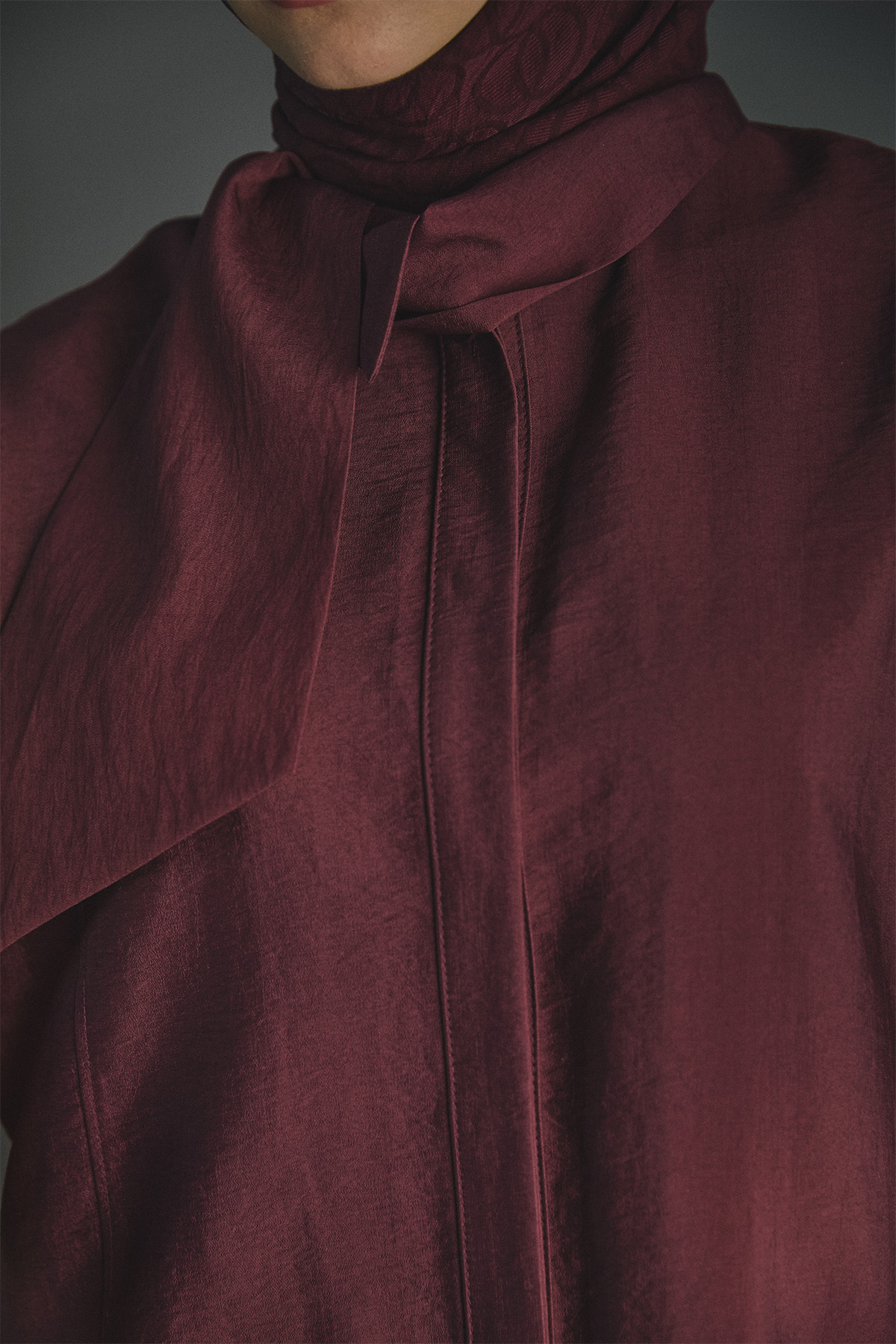 Fular Yakalı Şalvarlı İkili Takım