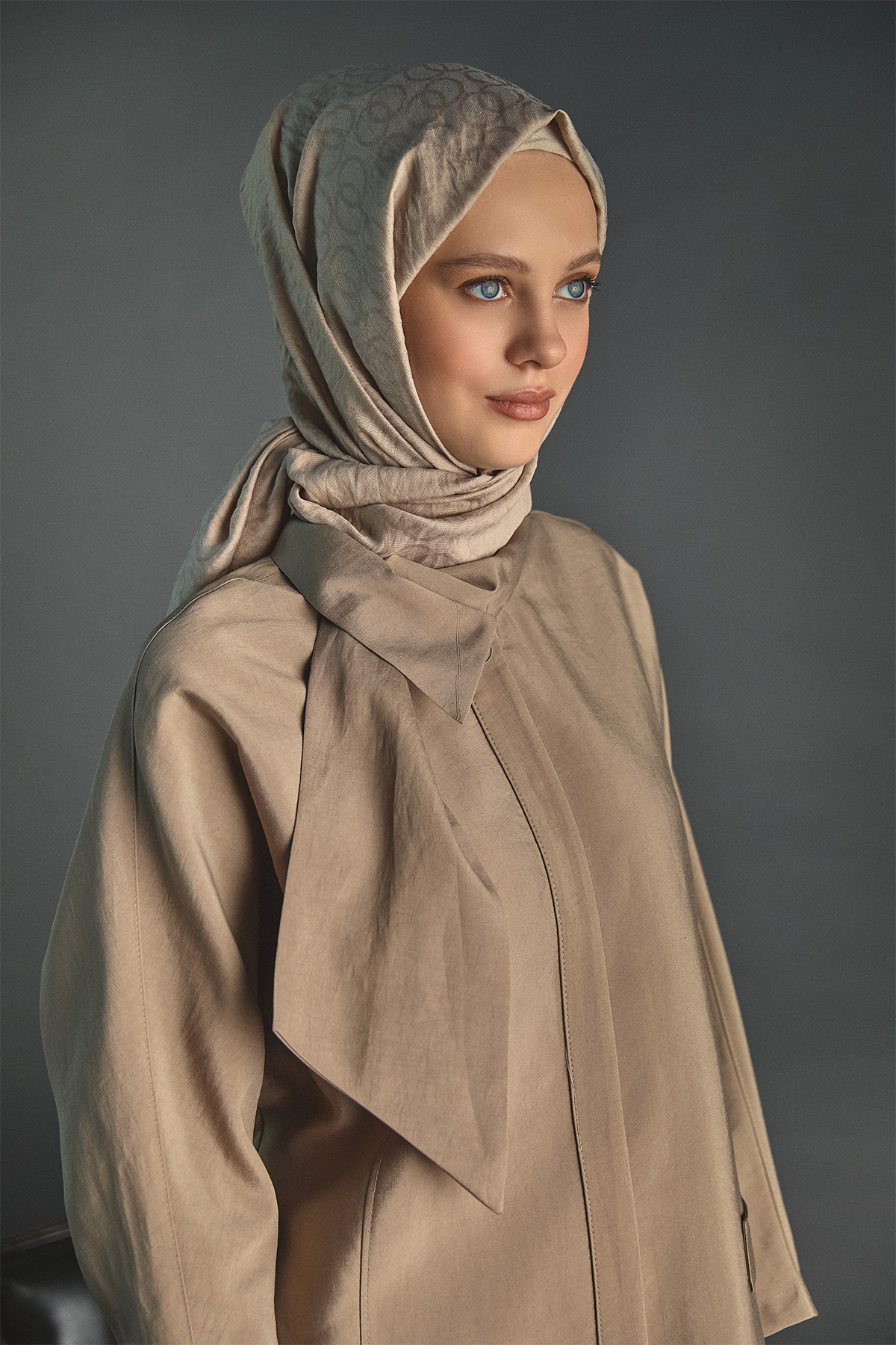 Fular Yakalı Şalvarlı İkili Takım