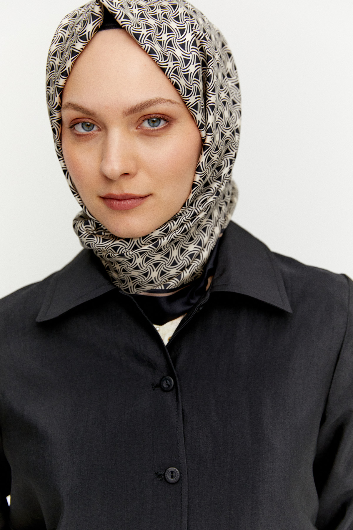 Pilikaşe Detaylı Paraşüt Takım