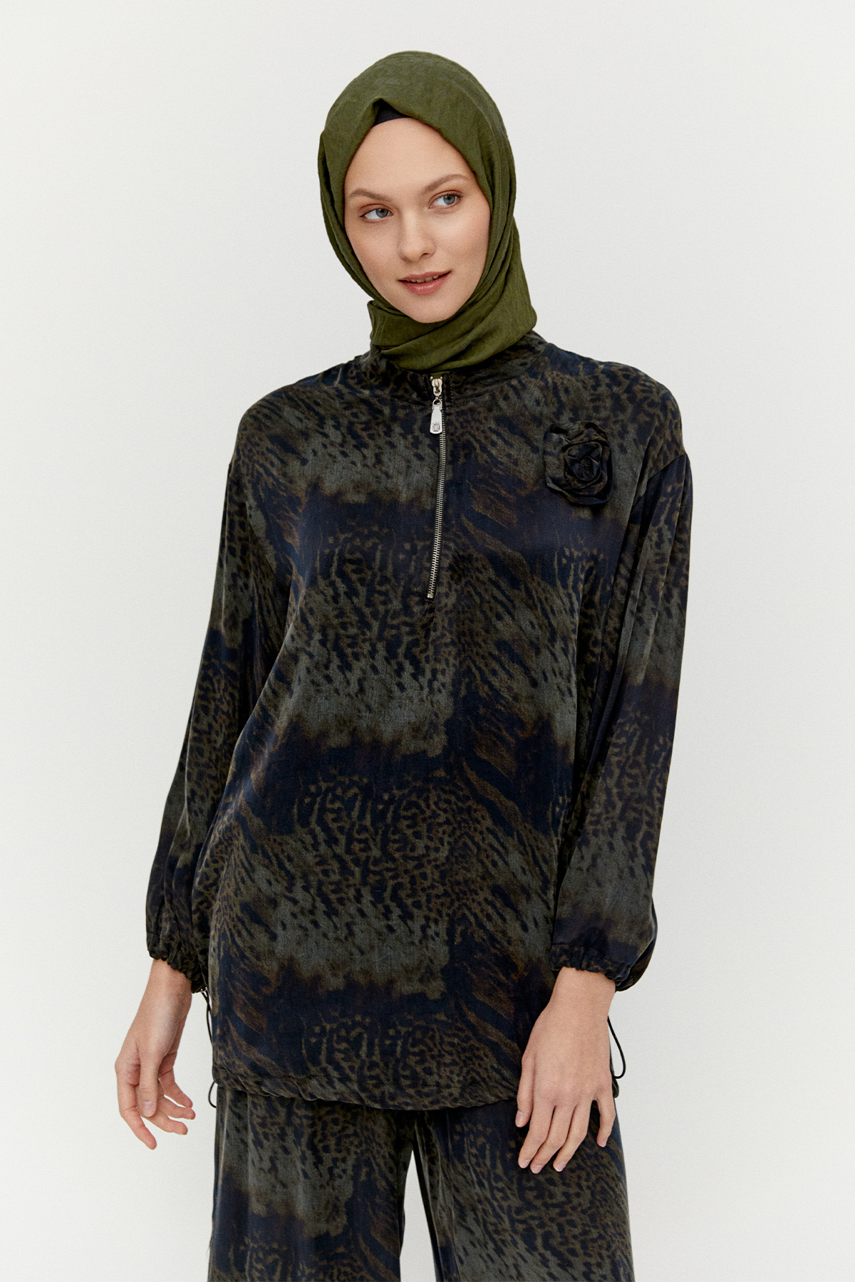 Desenli Rahat Kesim Lyocell İkili Takım