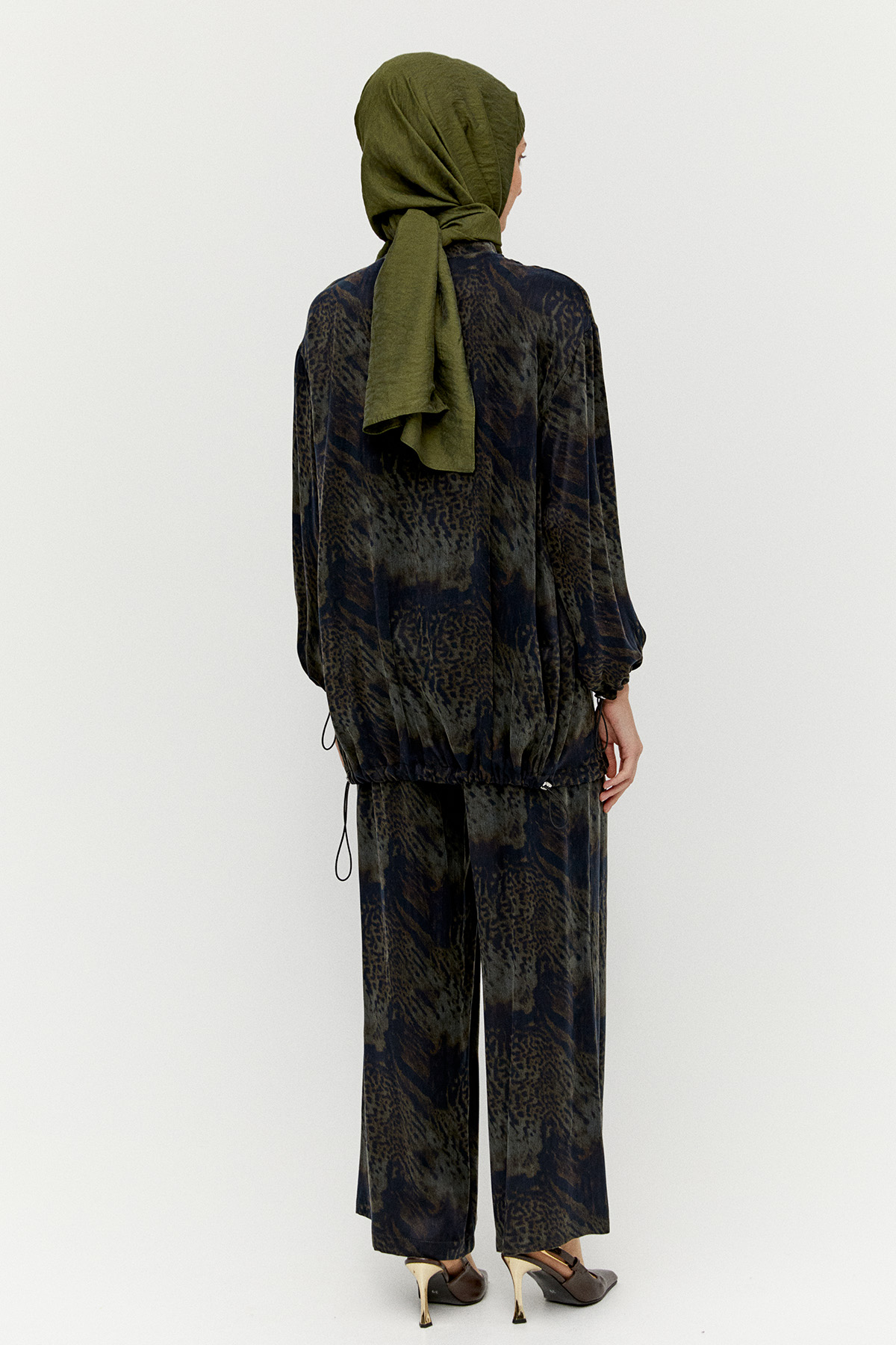 Desenli Rahat Kesim Lyocell İkili Takım