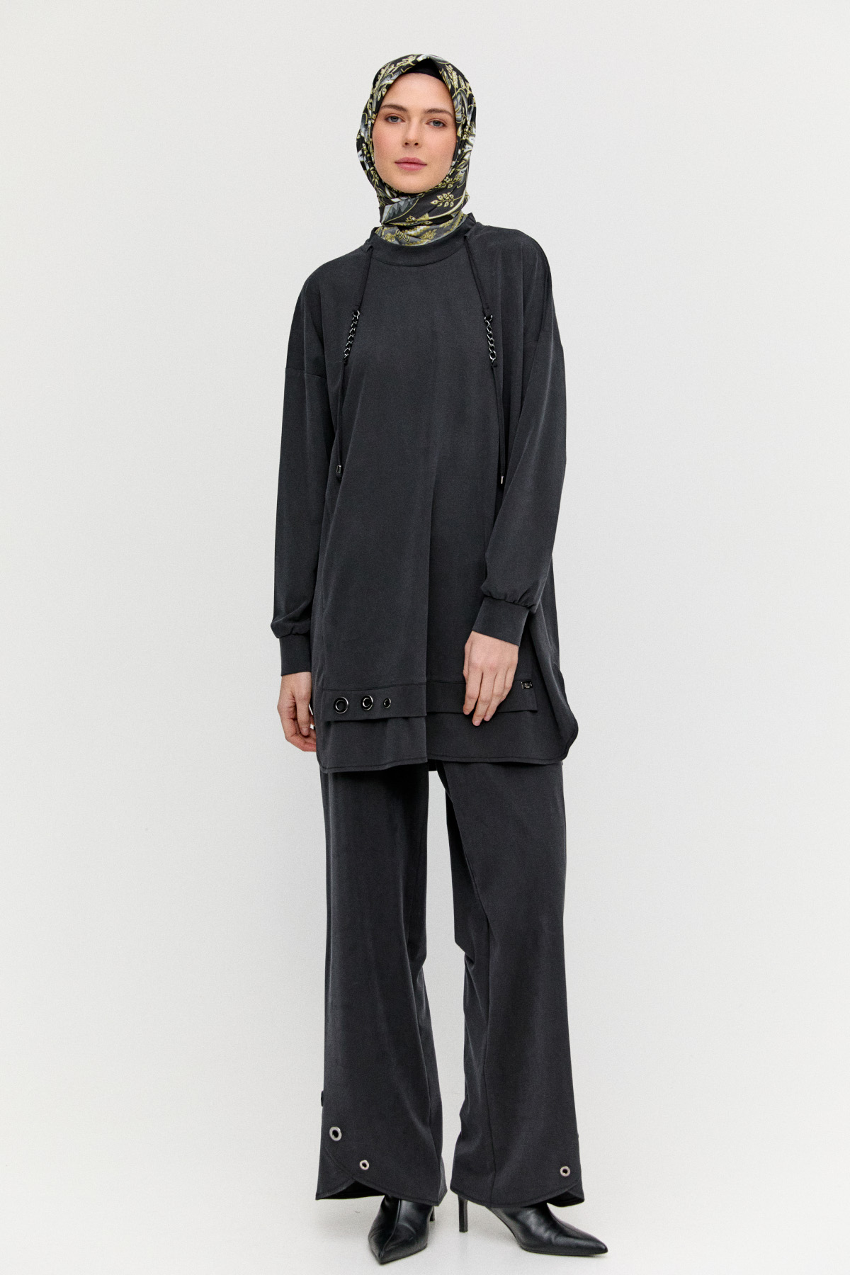 Zincir Detaylı Kuşgözlü İkili Takım, Tesettür Giyim