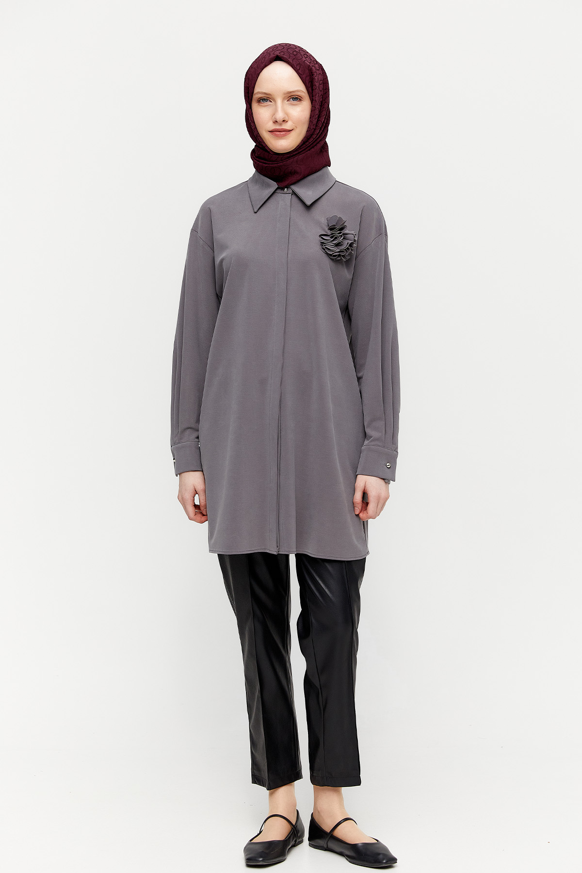 Broşlu Tunik