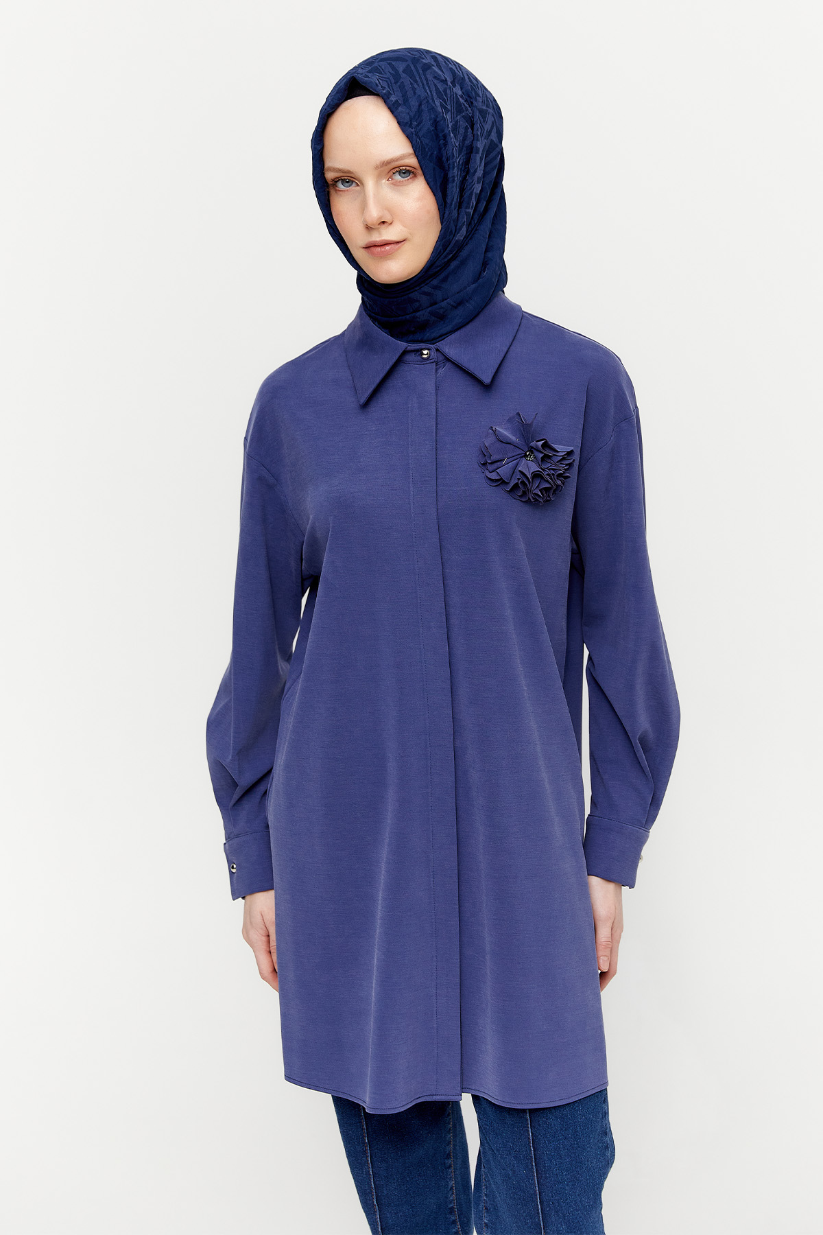 Broşlu Tunik