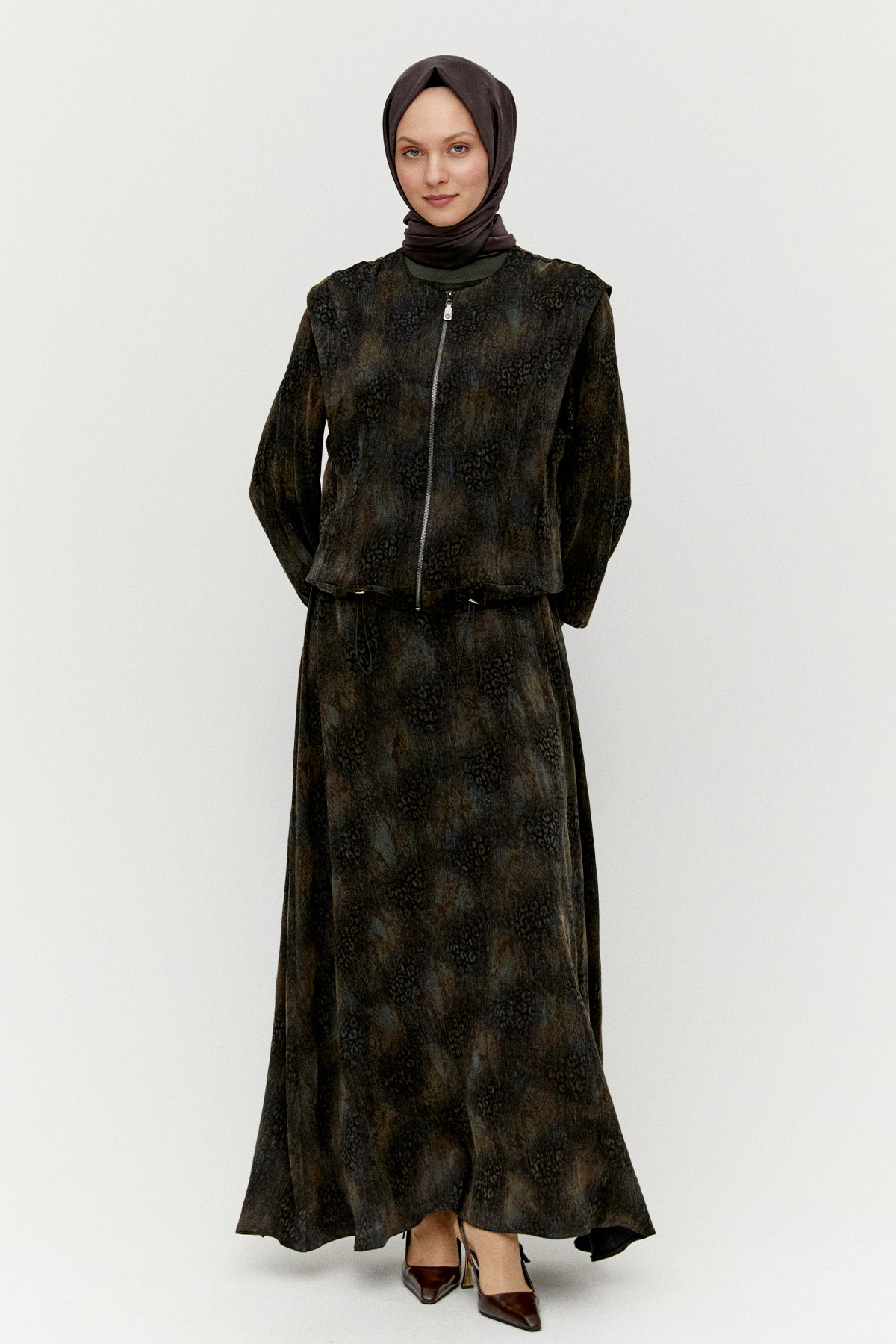 Yelekli Elbiseli İkili Takım