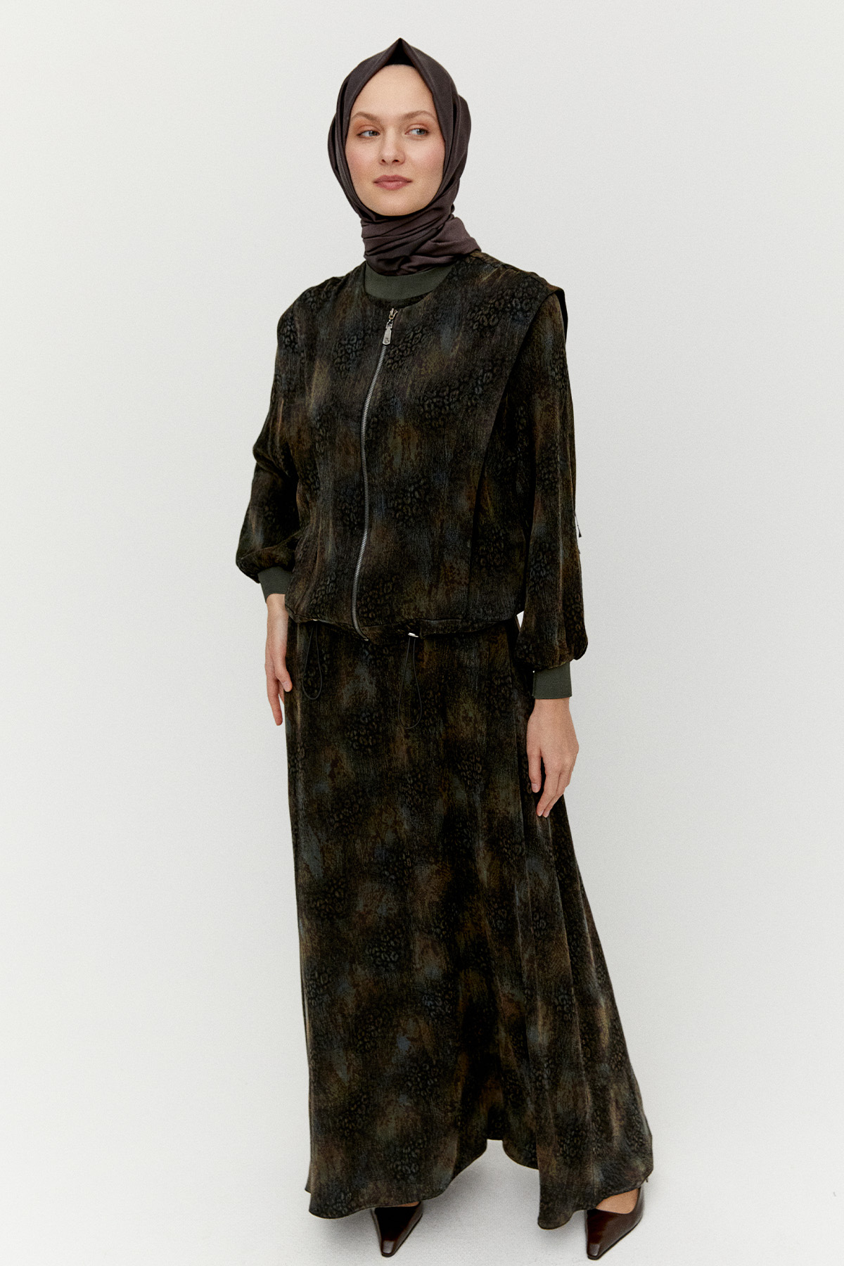 Yelekli Elbiseli İkili Takım