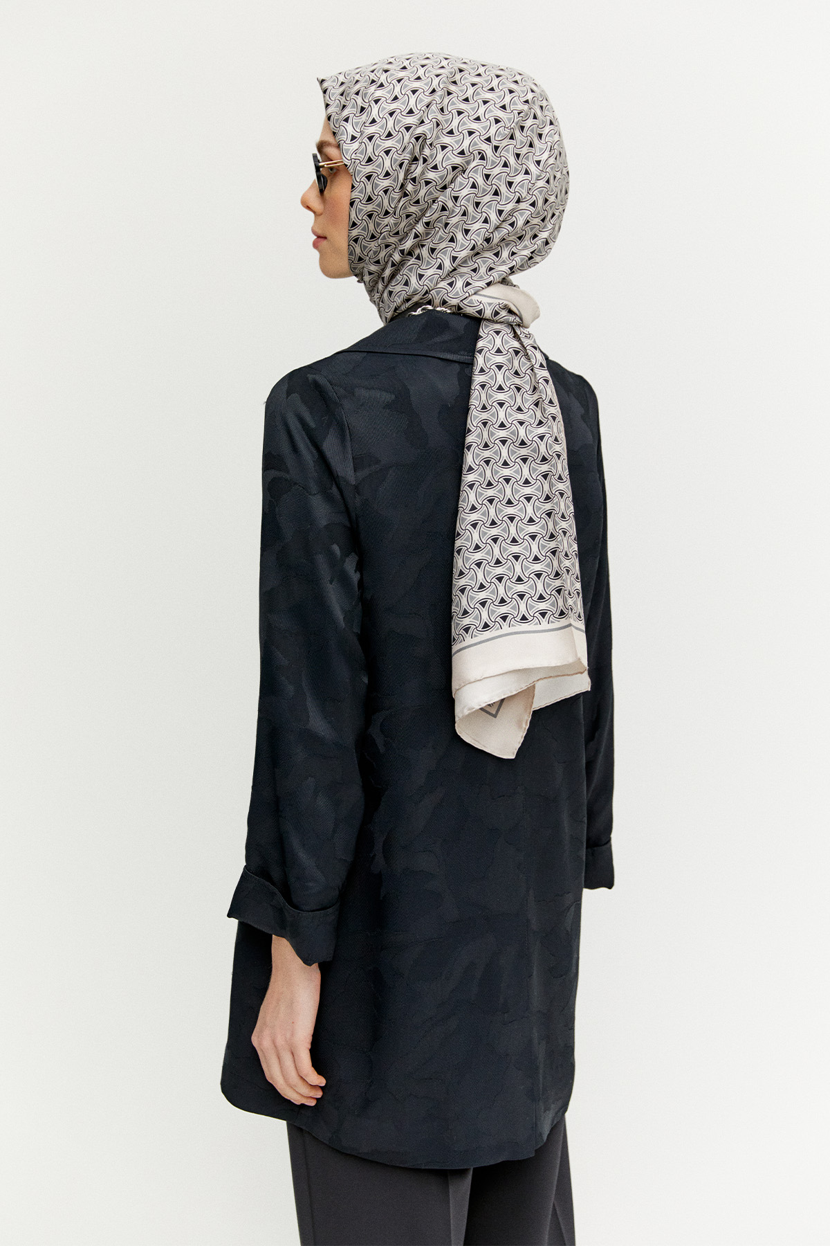 Desenli Mono Kapamalı Ceket