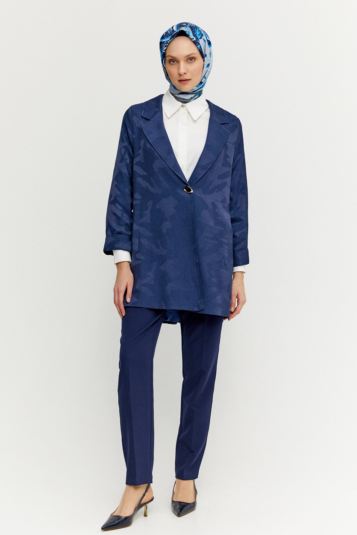 Desenli Mono Kapamalı Ceket