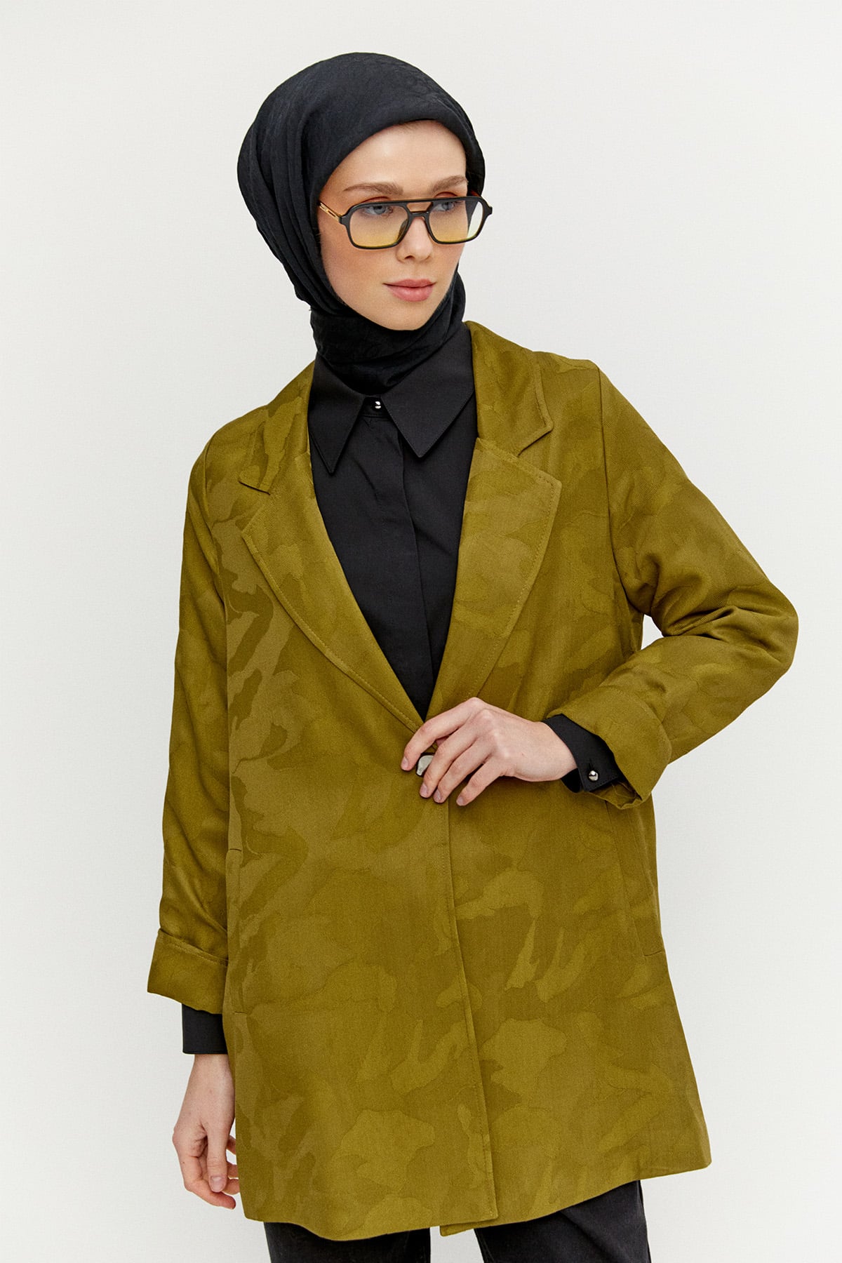 Desenli Mono Kapamalı Ceket