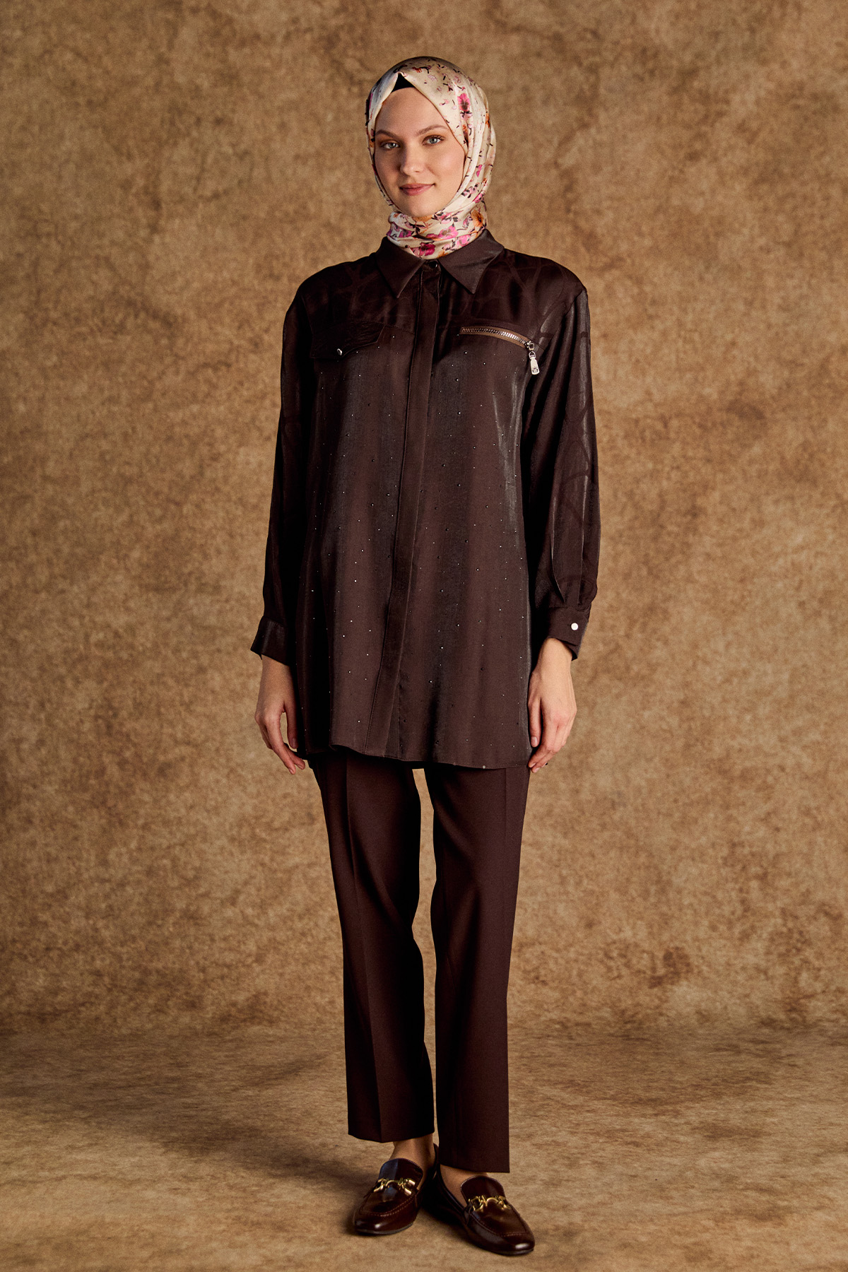 Desenli İlik Düğme Kapamalı Tunik