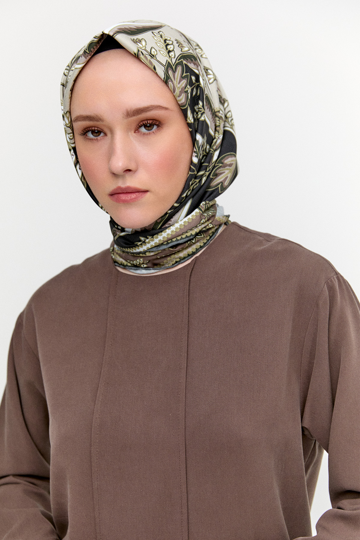 Çiçek Nakışlı Nervürlü İkili Takım, Tesettür Giyim