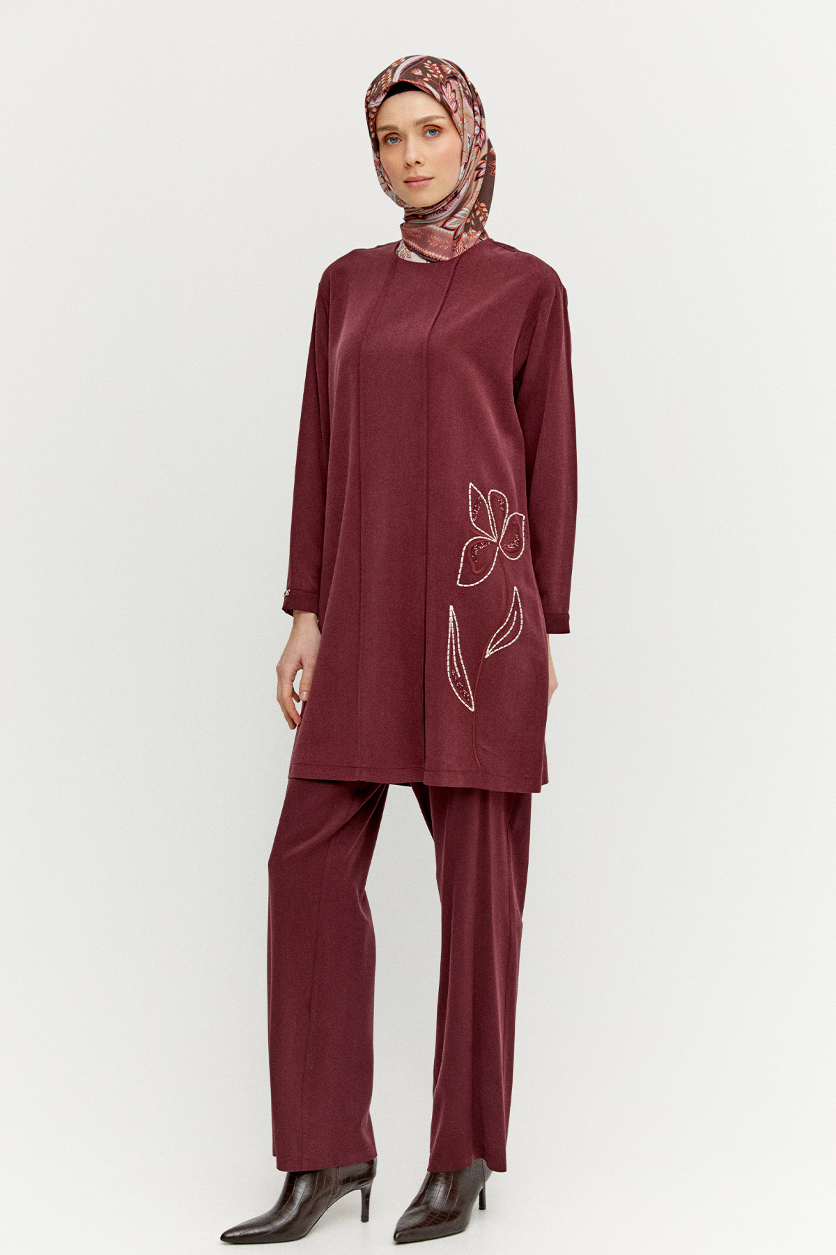 Çiçek Nakışlı Nervürlü İkili Takım, Tesettür Giyim