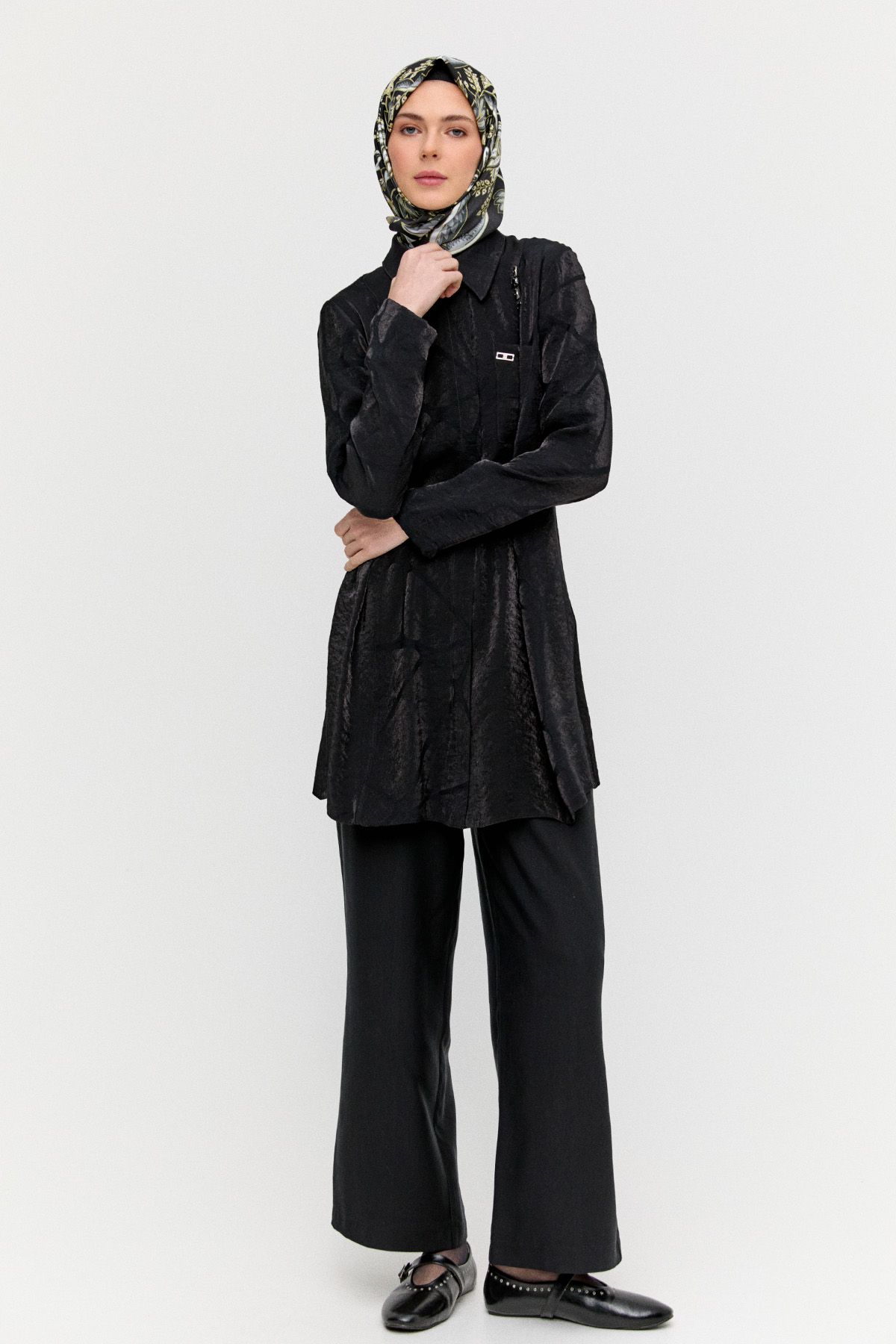 Jakarlı Taş İşlemeli Lyocell Tunik, Tesettür Giyim