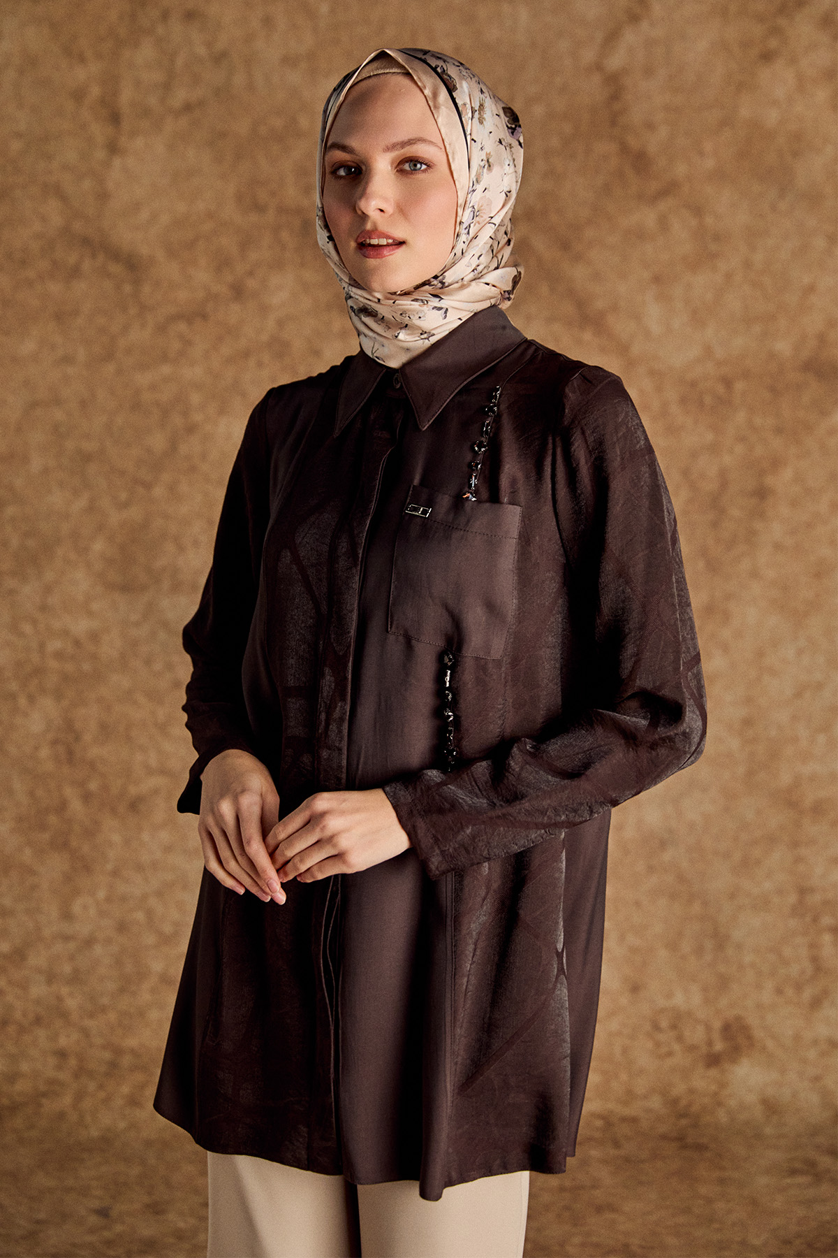 Jakarlı Taş İşlemeli Lyocell Tunik