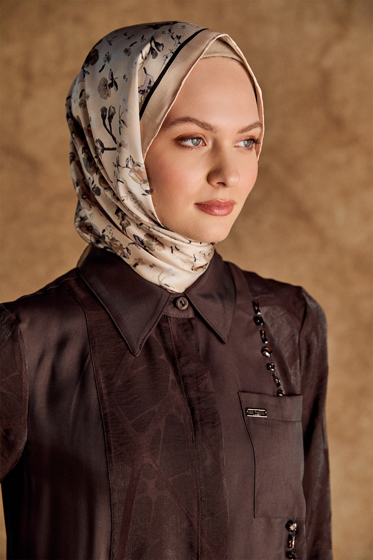 Jakarlı Taş İşlemeli Lyocell Tunik