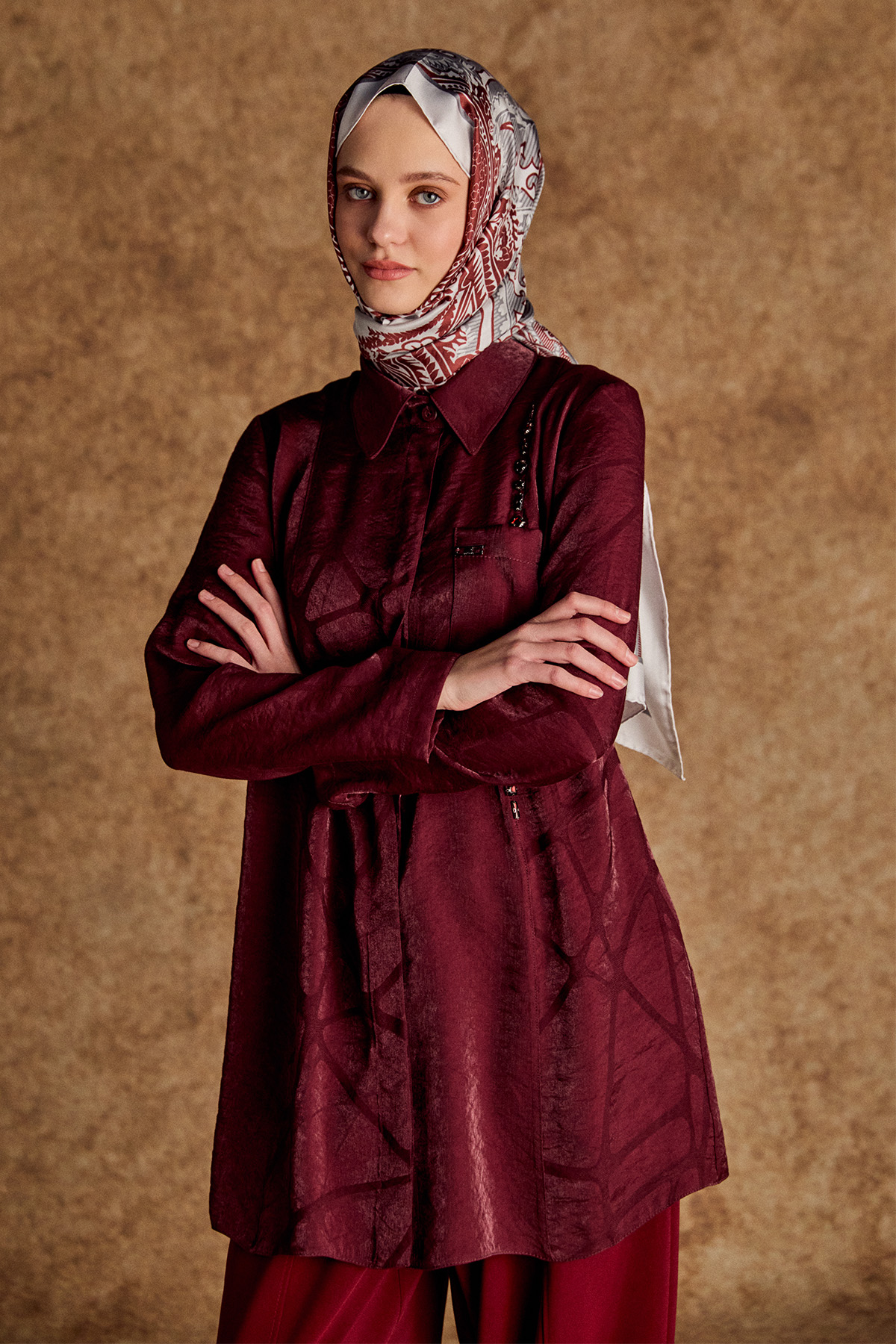 Jakarlı Taş İşlemeli Lyocell Tunik