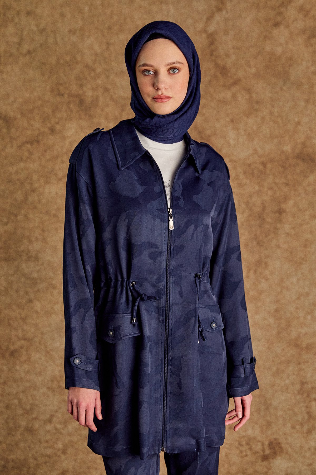 Jakarlı Desenli 3`Lü Takım