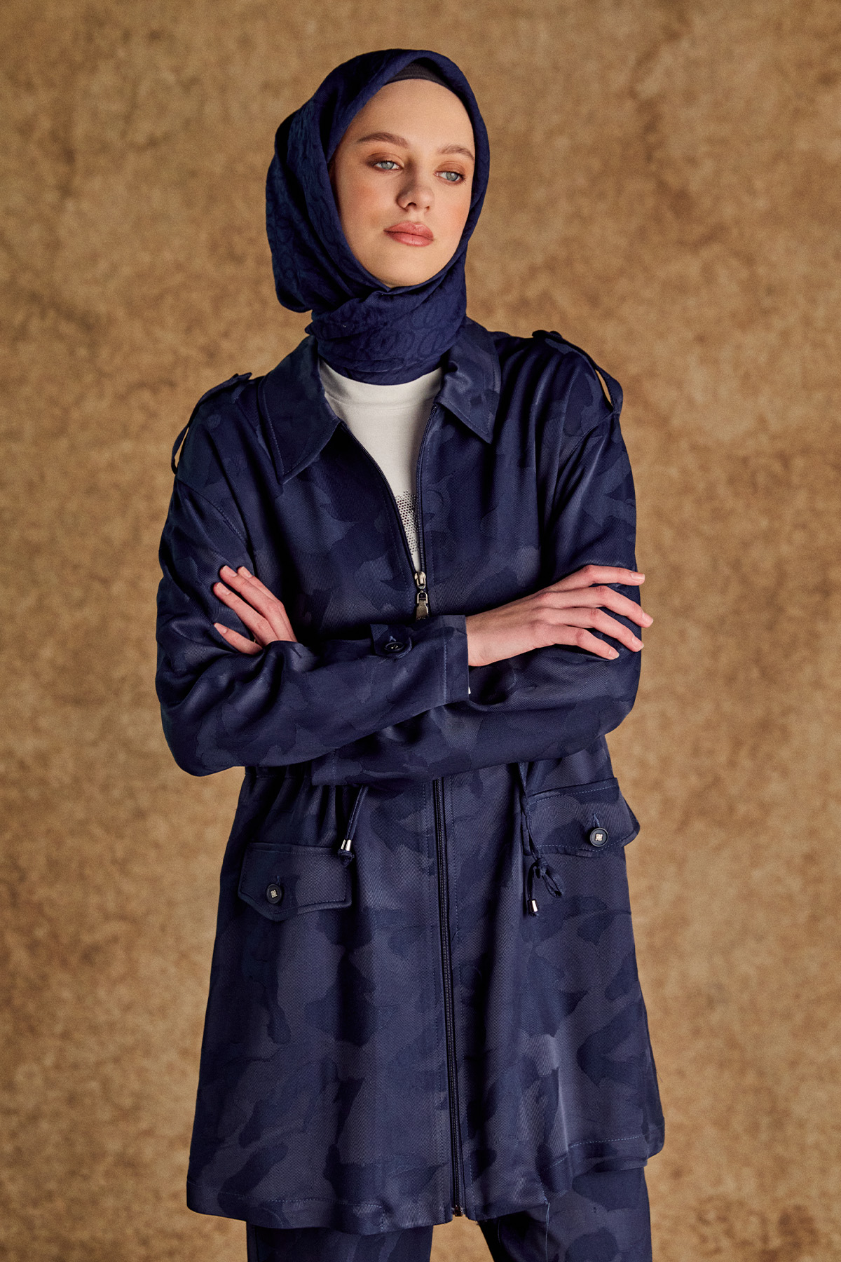 Jakarlı Desenli 3`Lü Takım