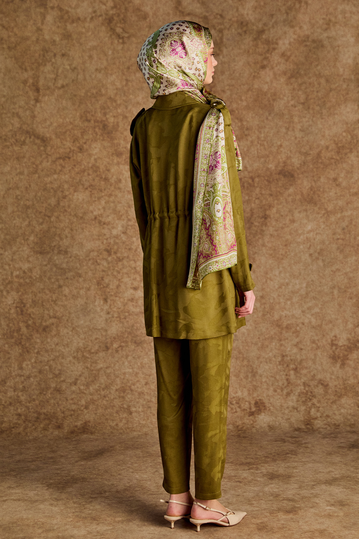 Jakarlı Desenli 3`Lü Takım