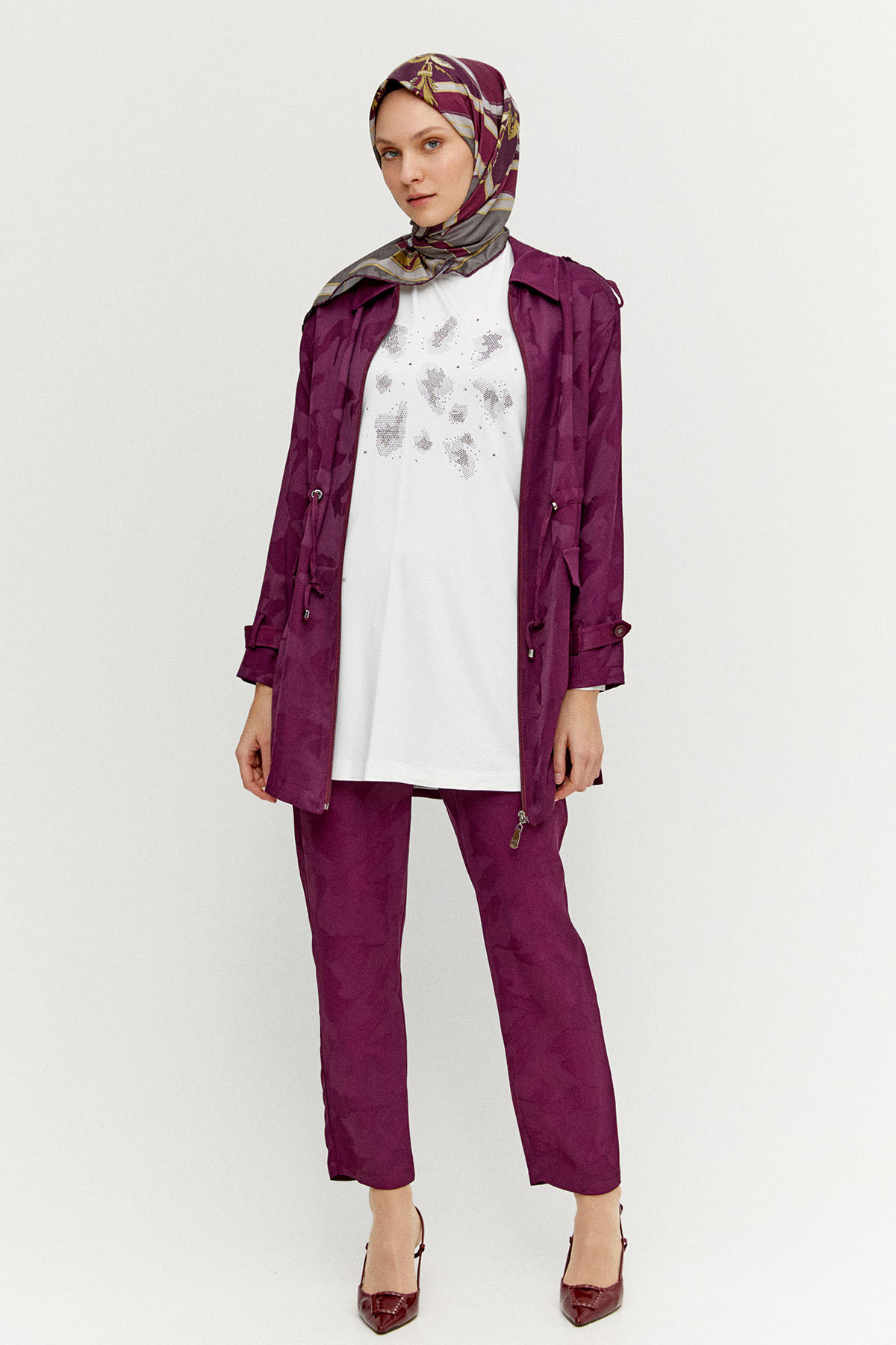 Jakarlı Desenli 3`Lü Takım