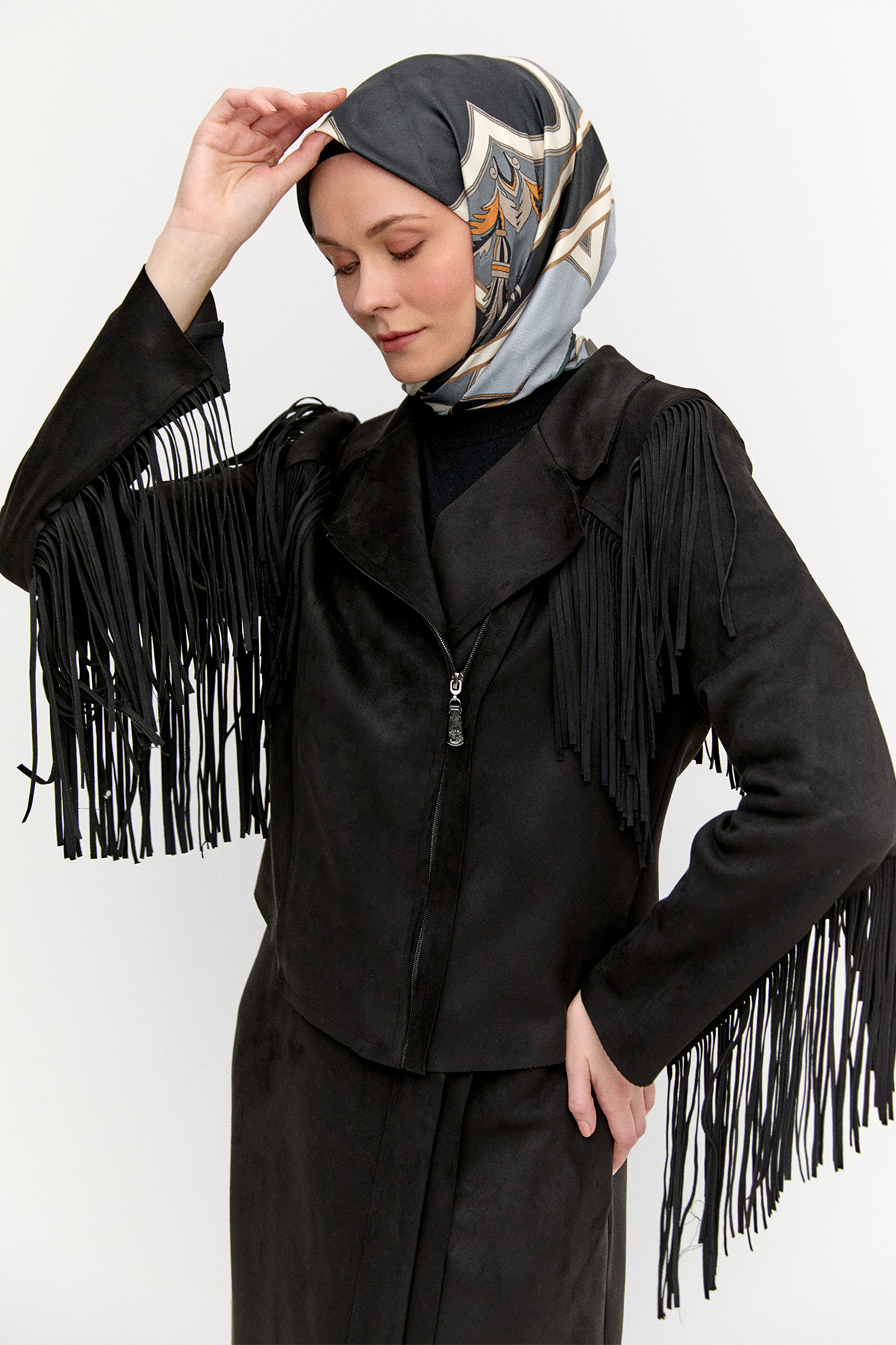 Süet Görünümlü Püsküllü Ceket, Tesettür Giyim