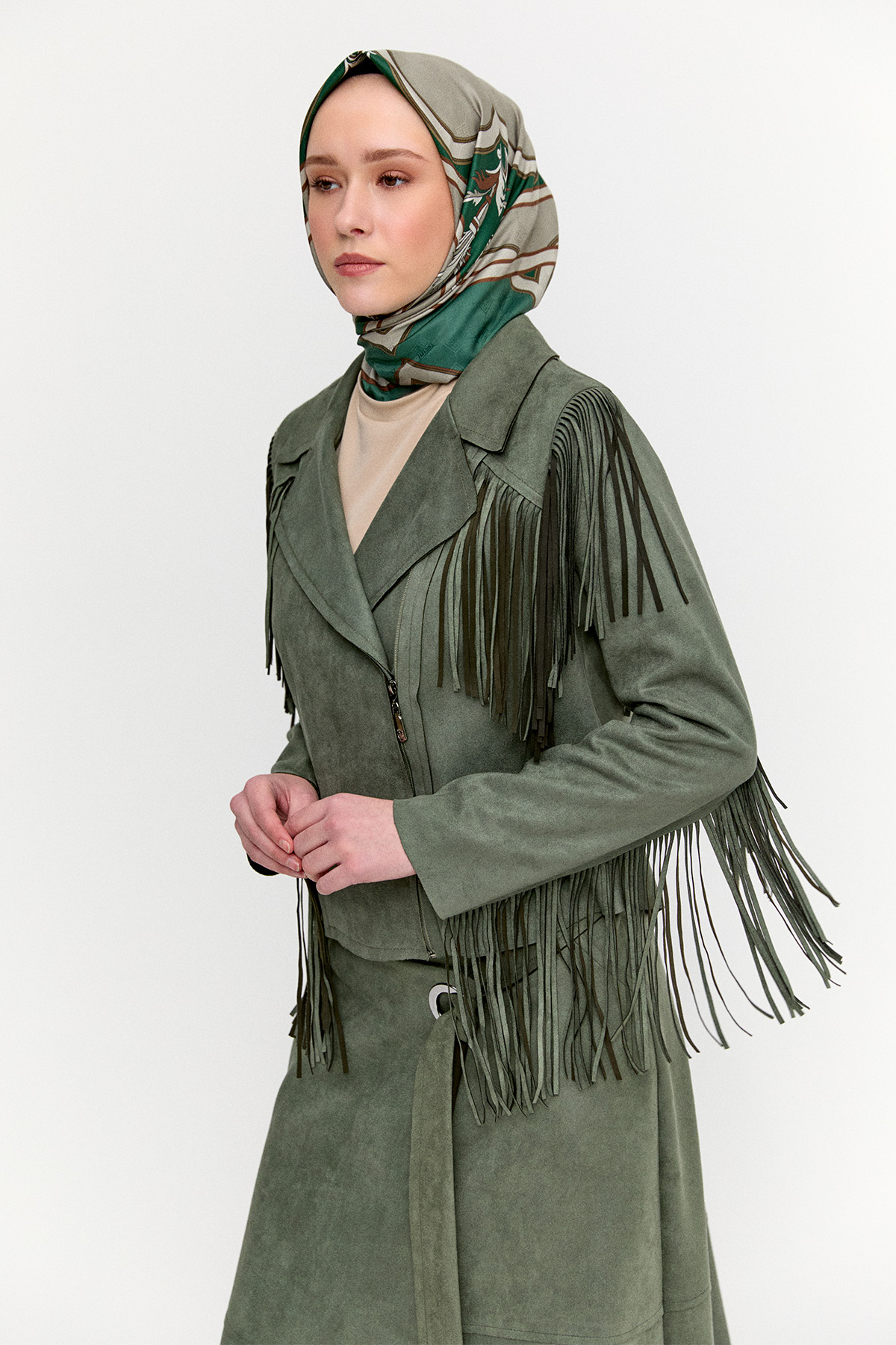 Süet Görünümlü Püsküllü Ceket, Tesettür Giyim