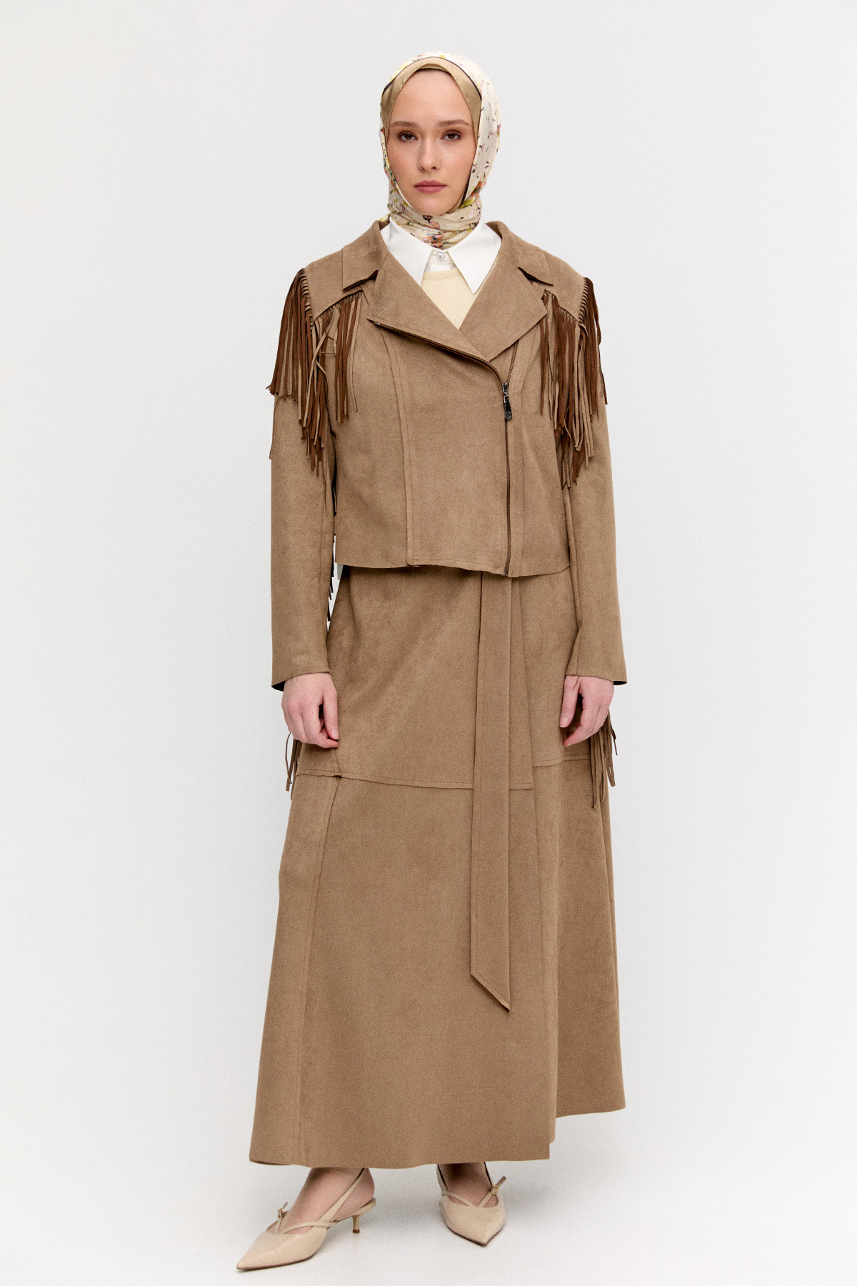 Süet Görünümlü Püsküllü Ceket, Tesettür Giyim