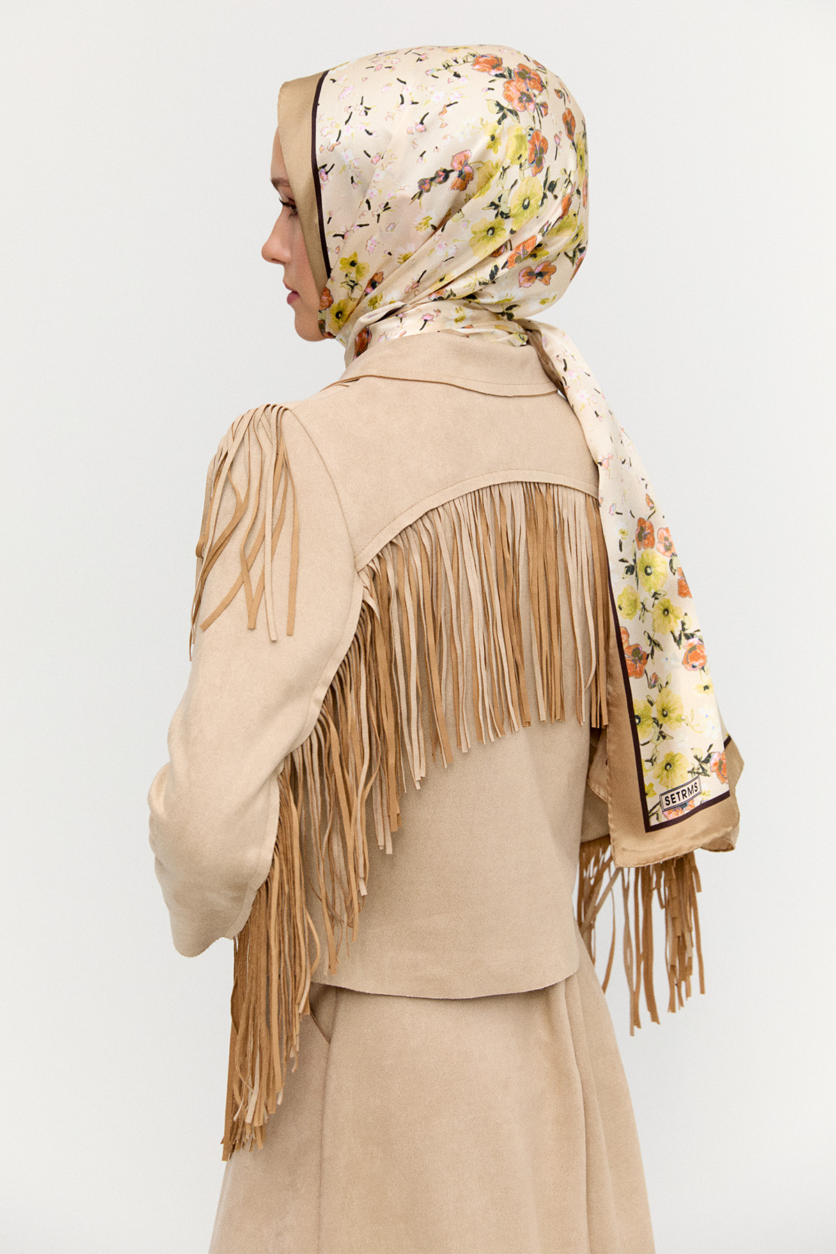 Süet Görünümlü Püsküllü Ceket, Tesettür Giyim