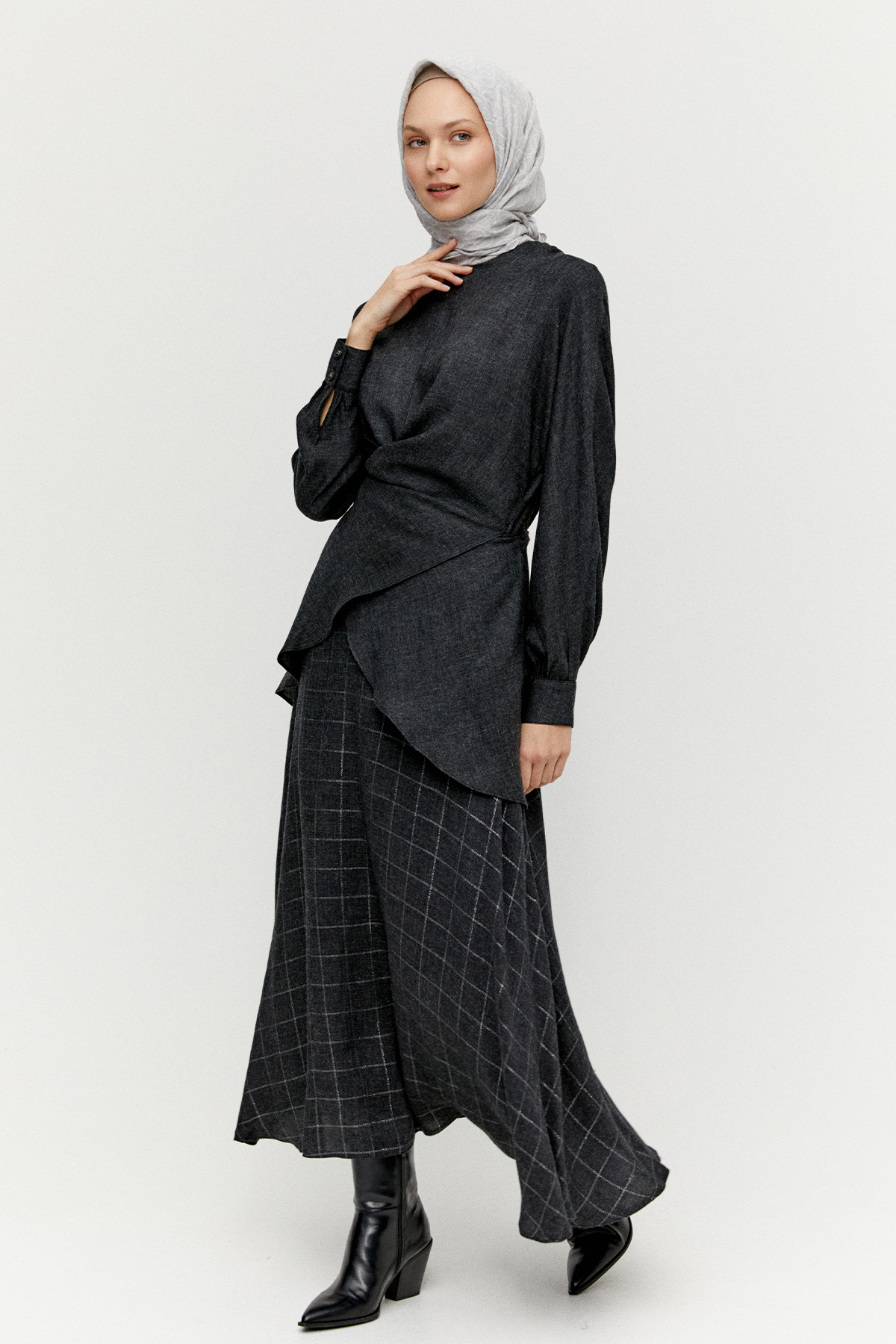 Beli Bağlamalı İkili Takım