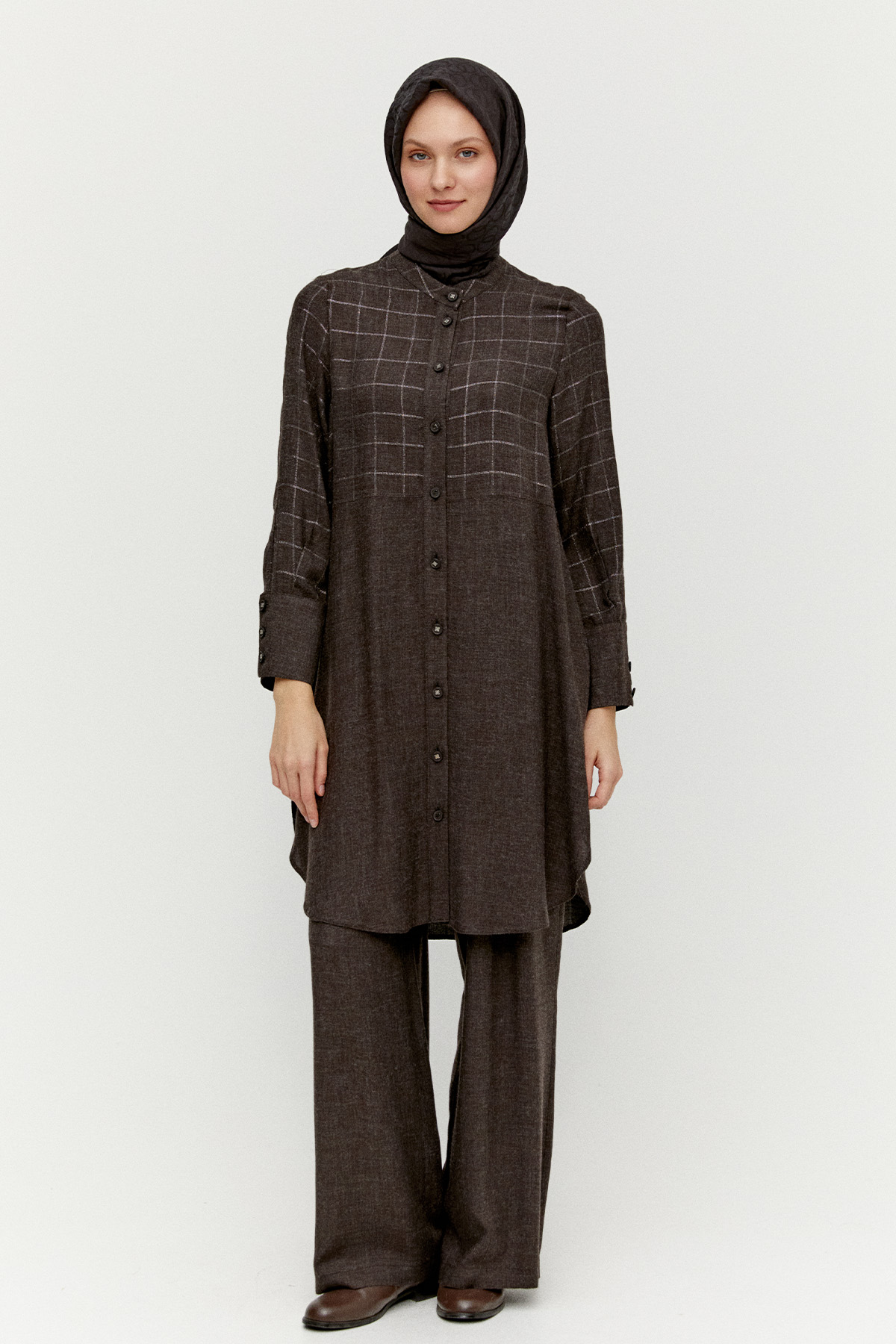 Kare Desenli Rahat Kesim İkili Takım