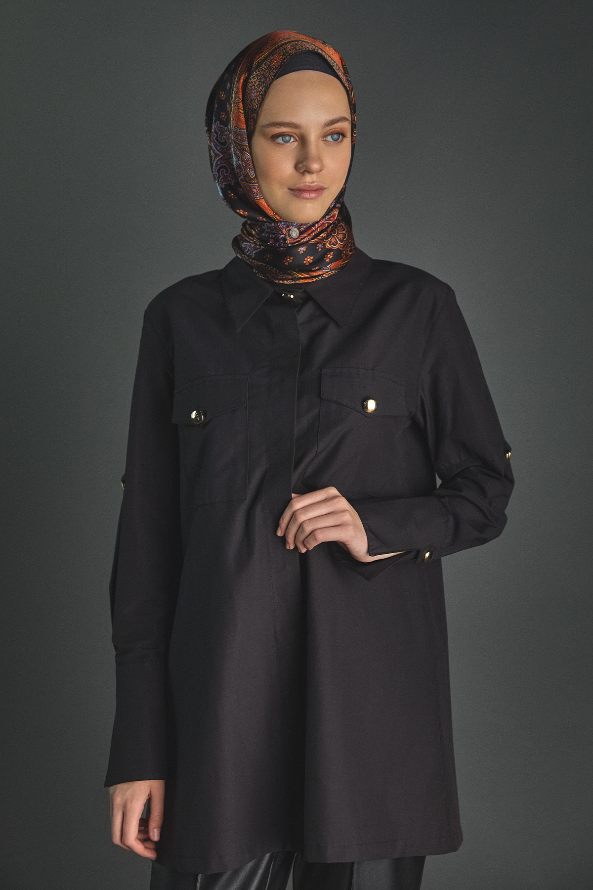 Kolları Şeritle Katlanabilir Tunik