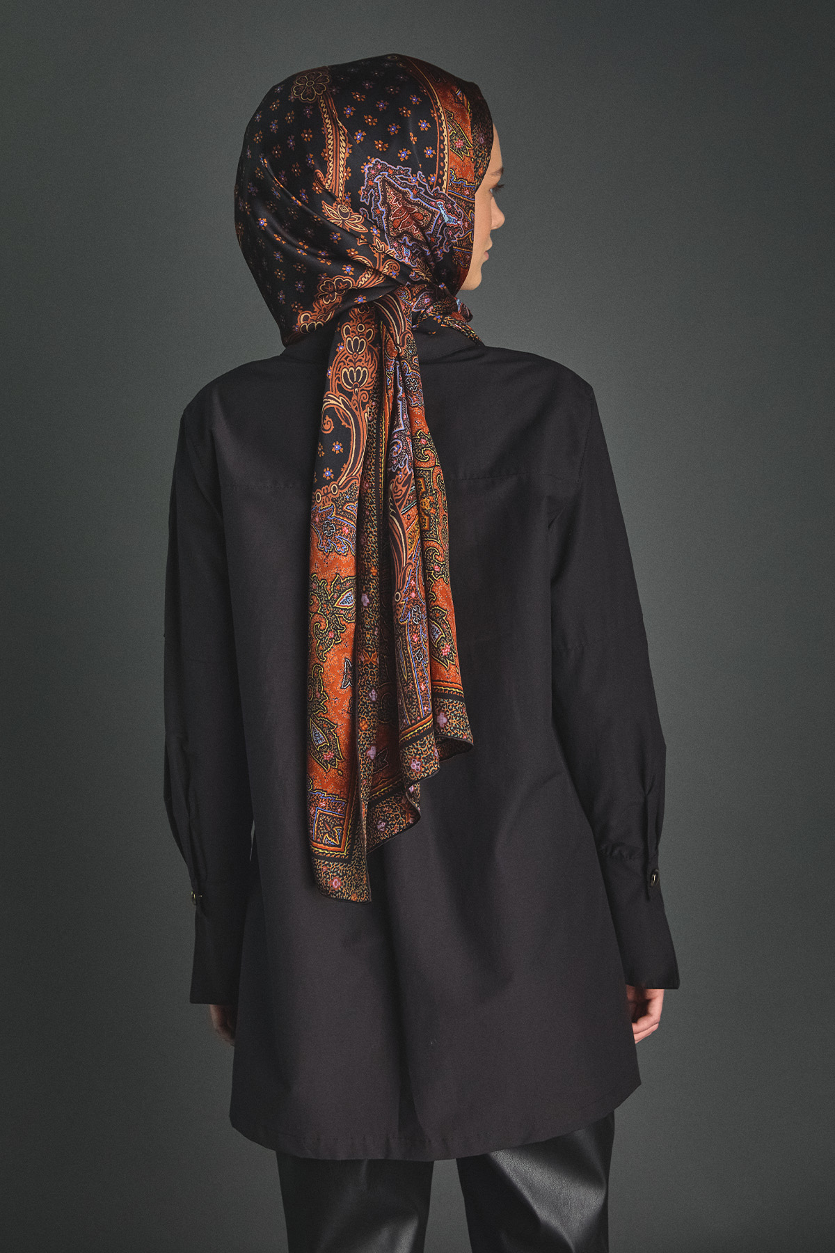 Kolları Şeritle Katlanabilir Tunik