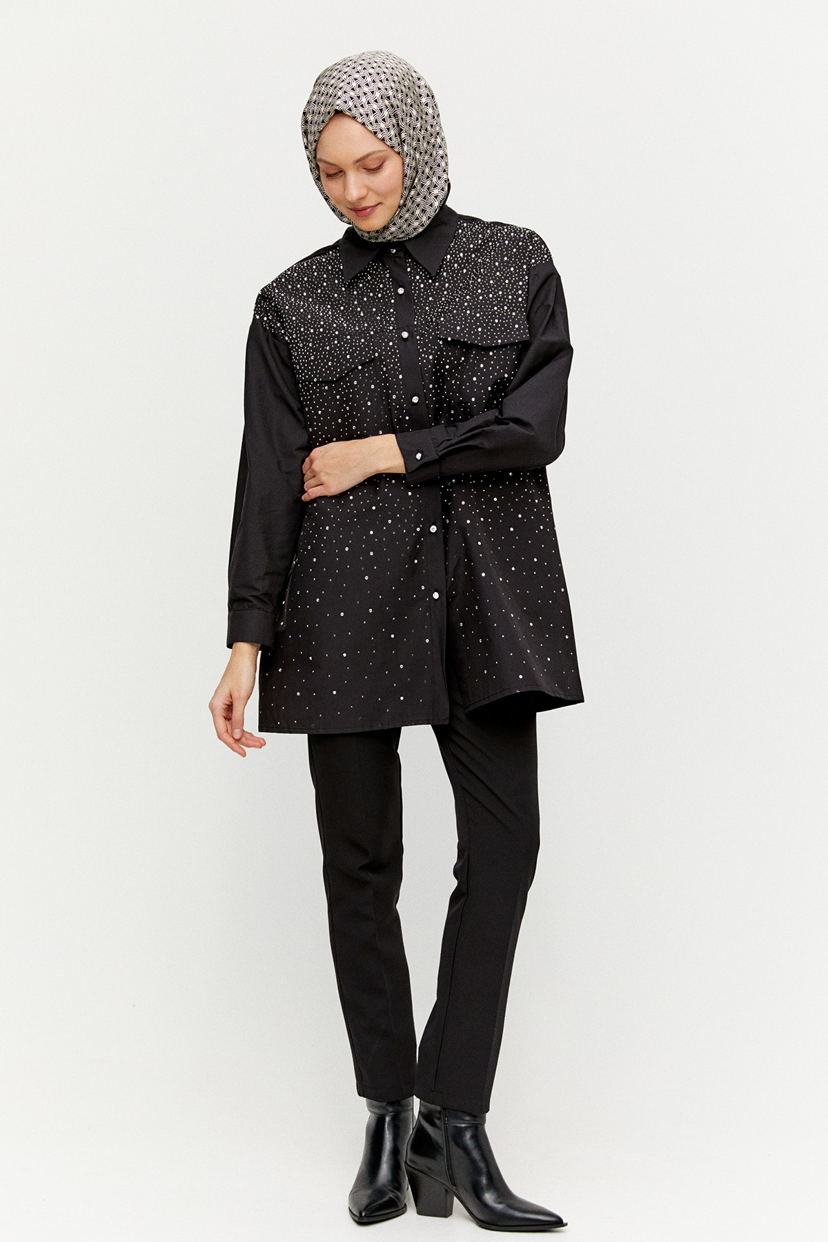 Taş Detaylı Çift Cepli Poplin Tunik