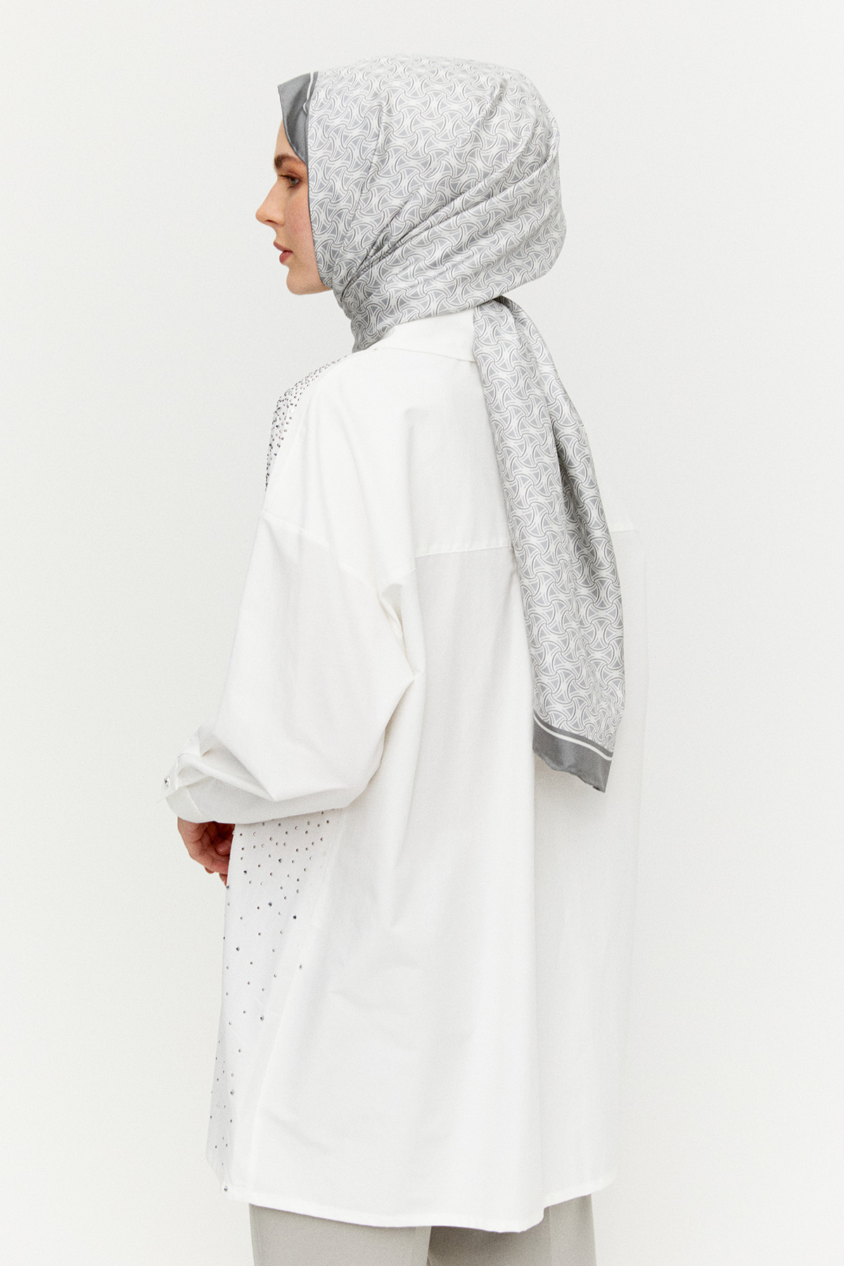 Taş Detaylı Çift Cepli Poplin Tunik