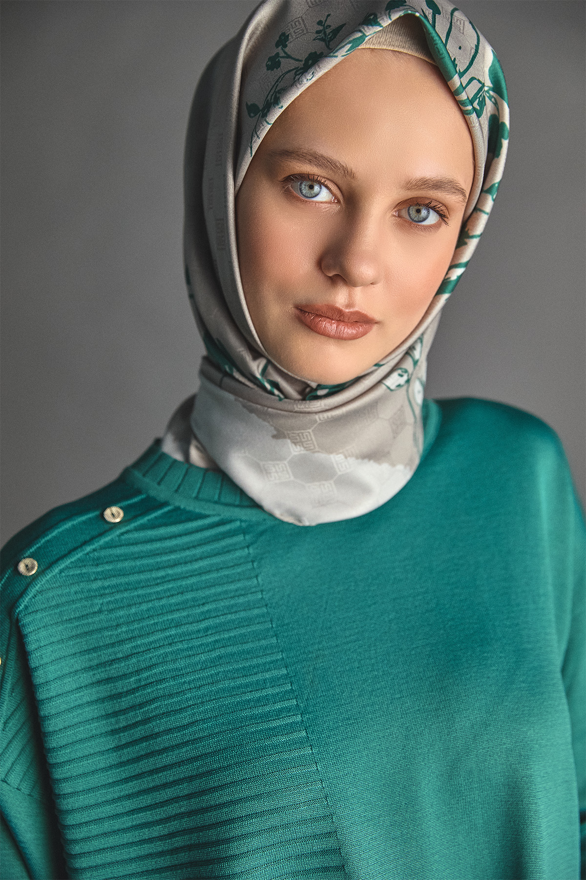 Süs Düğmeli Triko Tunik