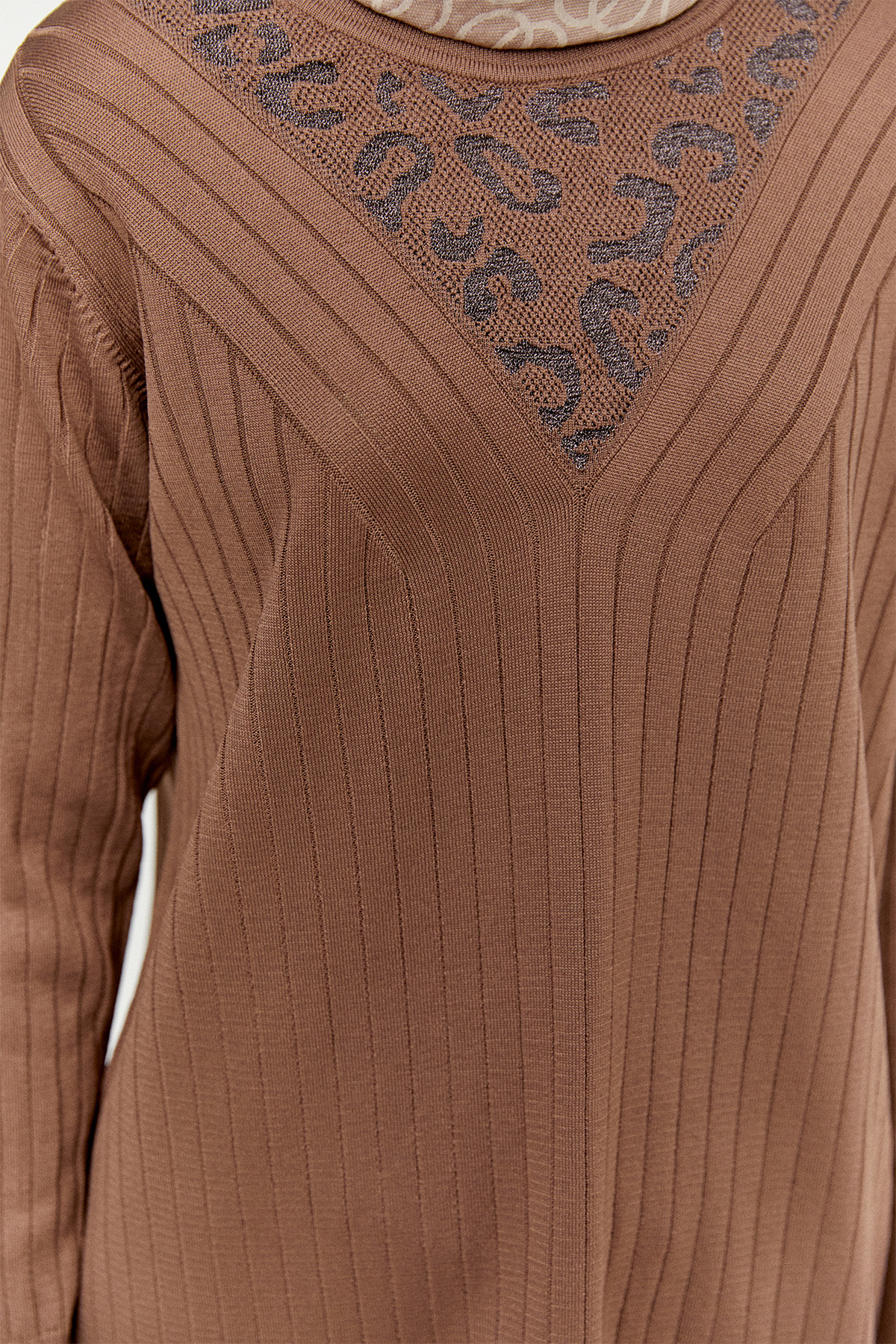 Leopar Desenli Sim Detaylı Tunik