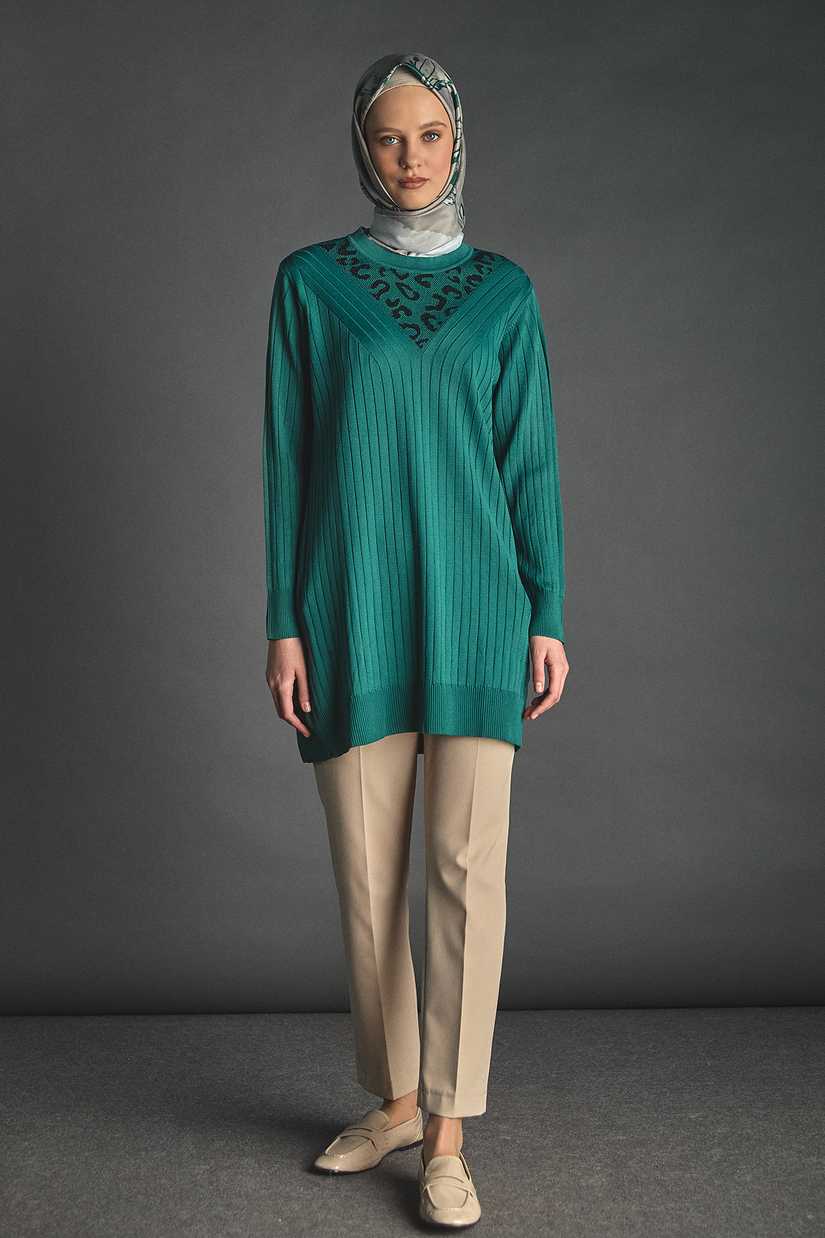 Leopar Desenli Sim Detaylı Tunik