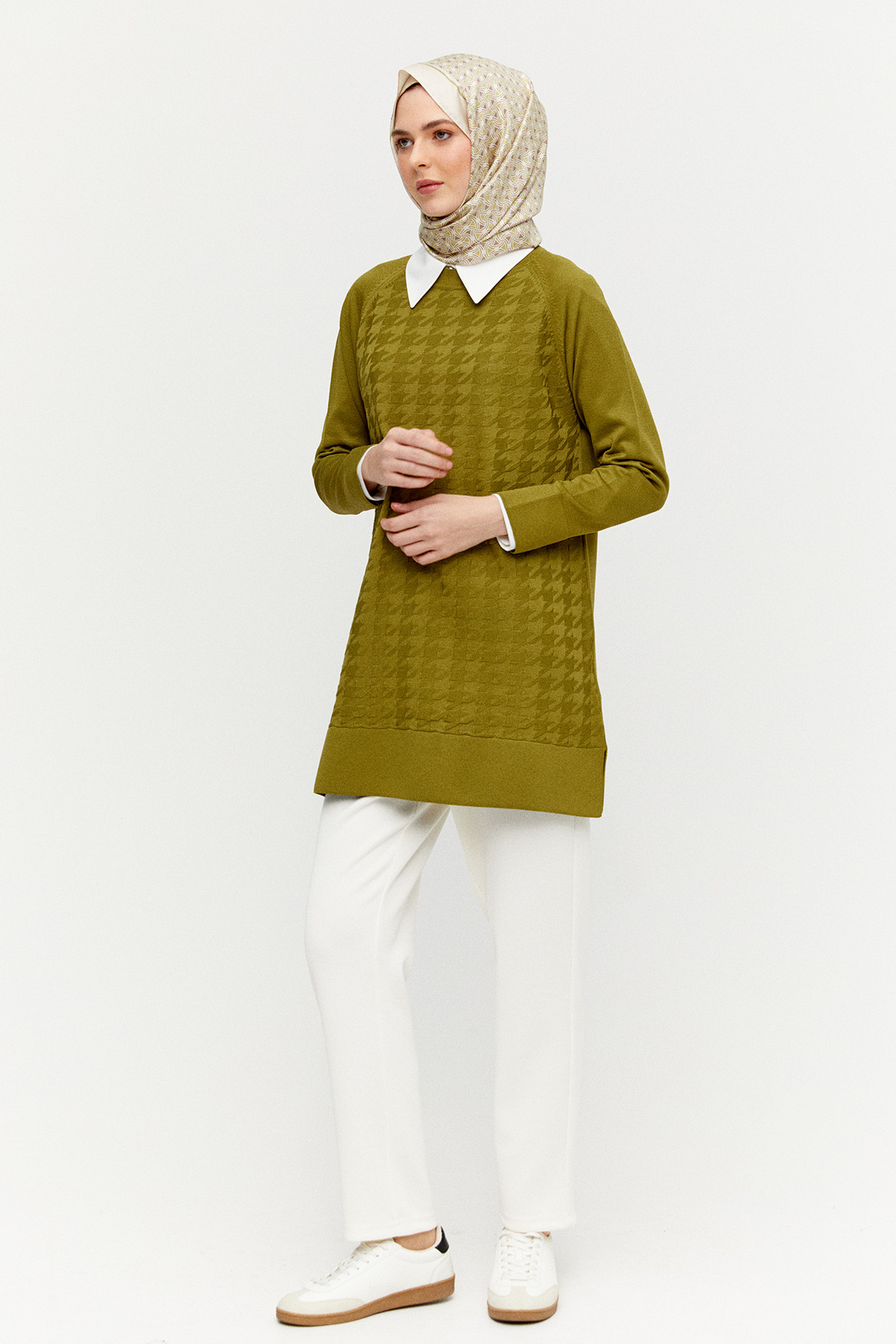 Kazayağı Desenli Triko Tunik