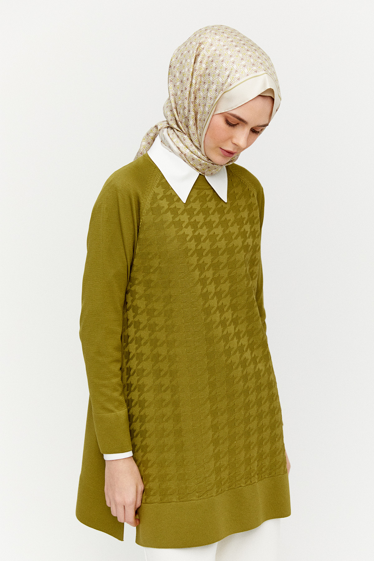 Kazayağı Desenli Triko Tunik