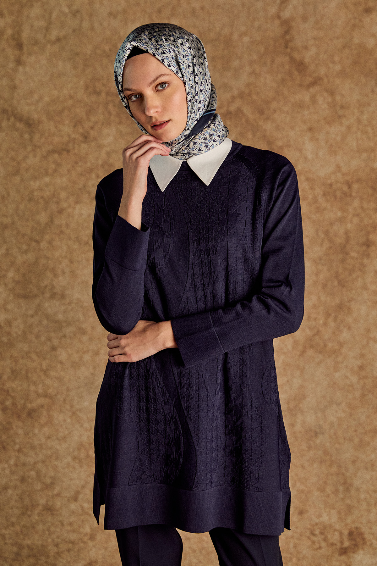 Kazayağı Desenli Reglan Kol Tunik