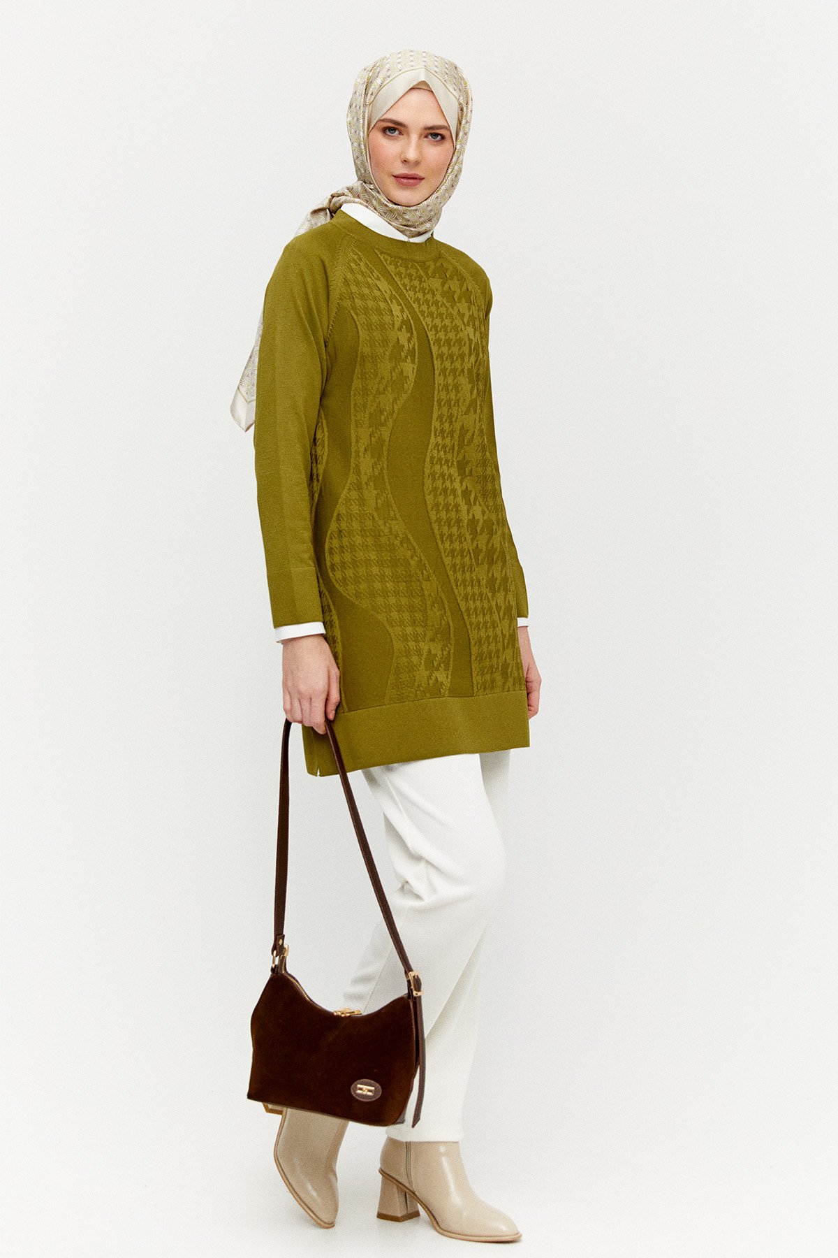 Kazayağı Desenli Reglan Kol Tunik