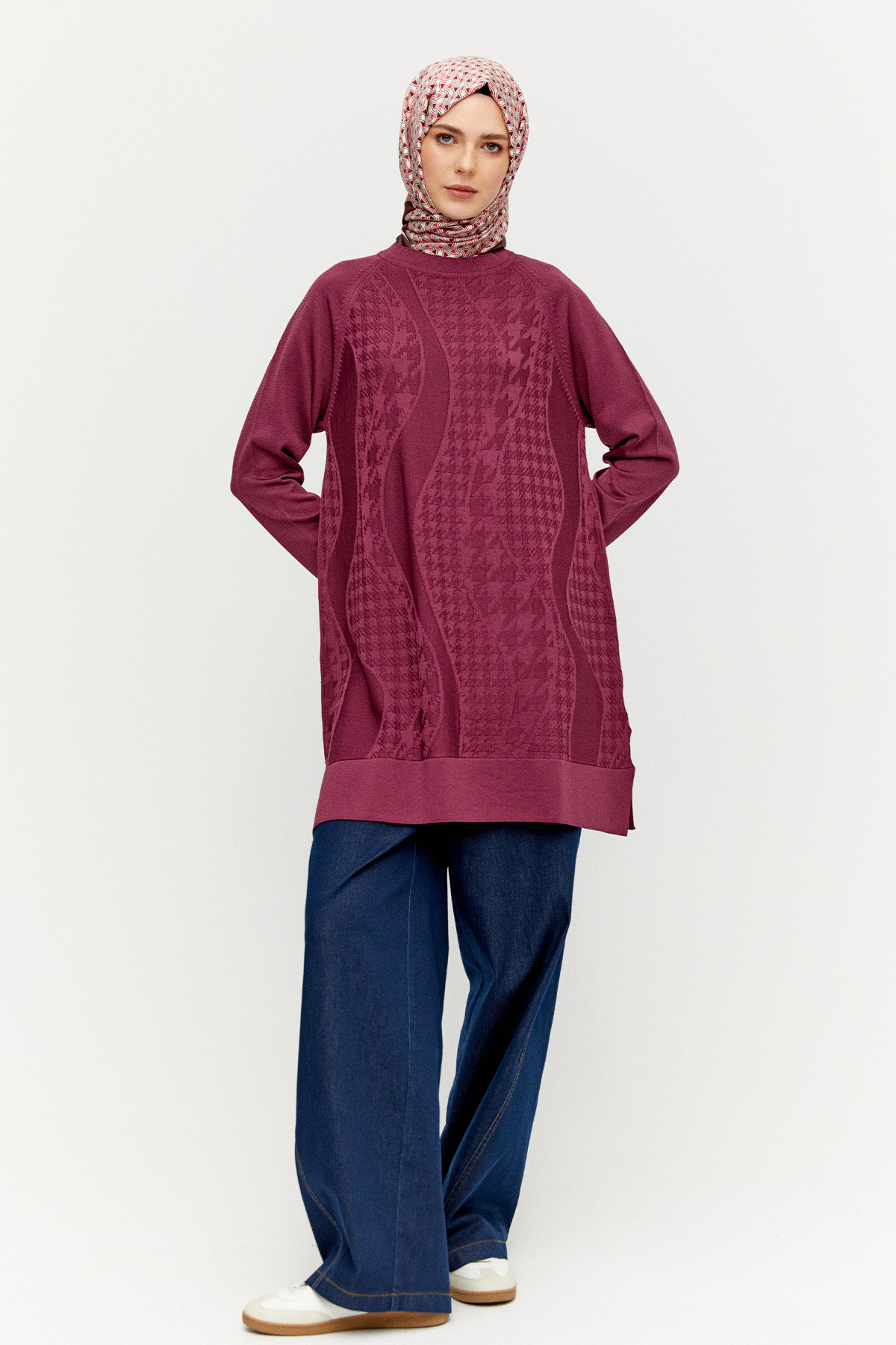 Kazayağı Desenli Reglan Kol Tunik