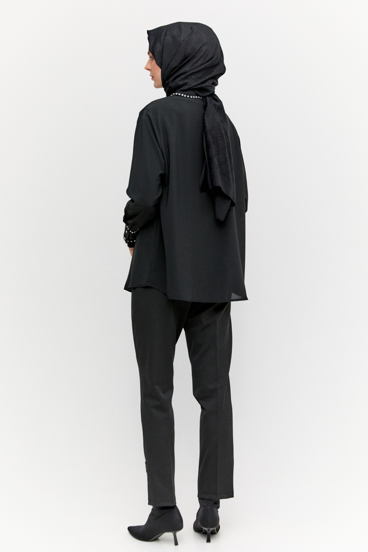 Taş Detaylı Gömlek Yaka Şifon Tunik, Tesettür Giyim