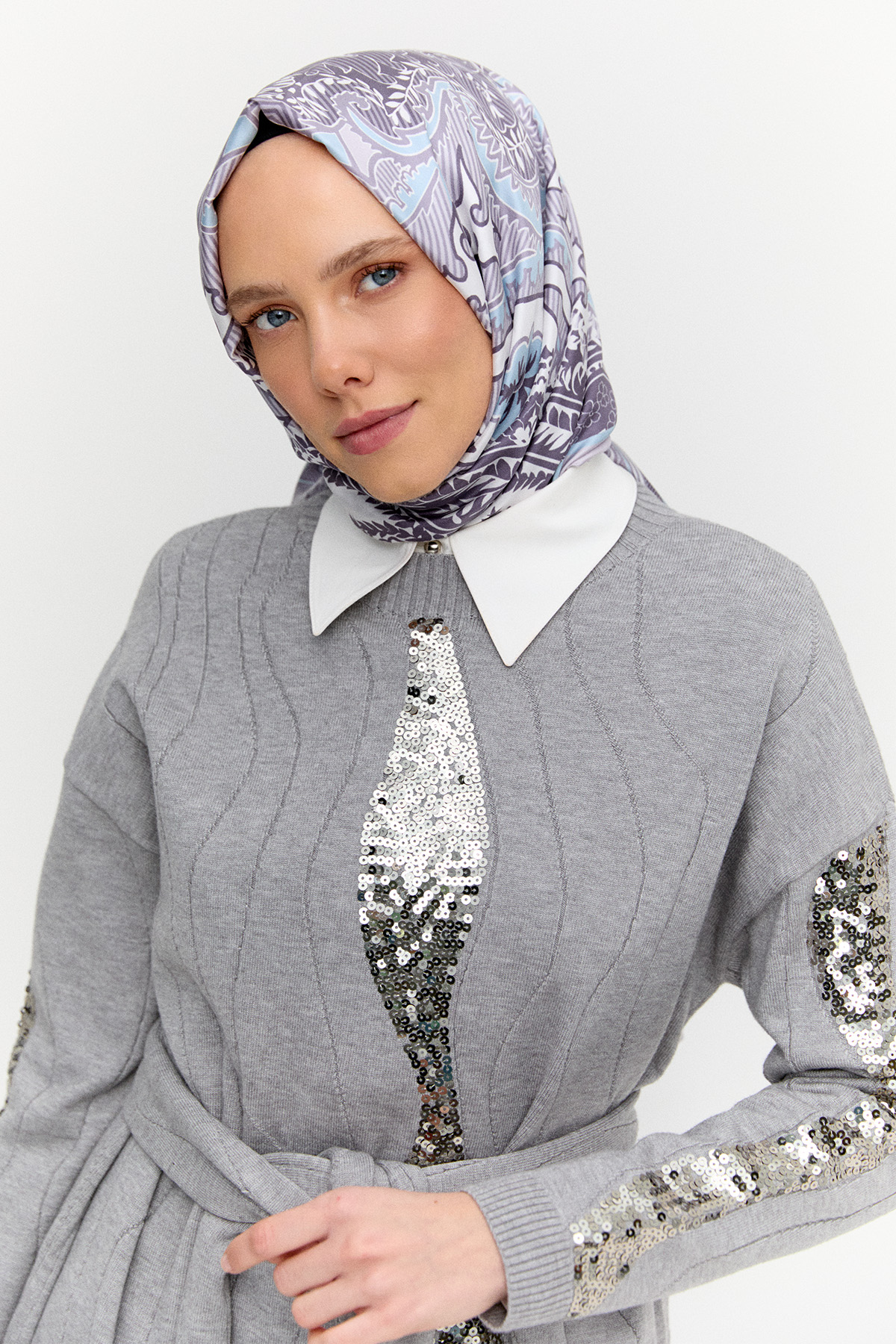 Payet Desenli Kuşaklı Triko Tunik, Tesettür Giyim