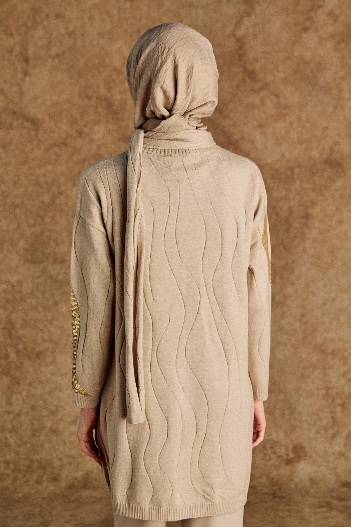 Payet Desenli Kuşaklı Triko Tunik