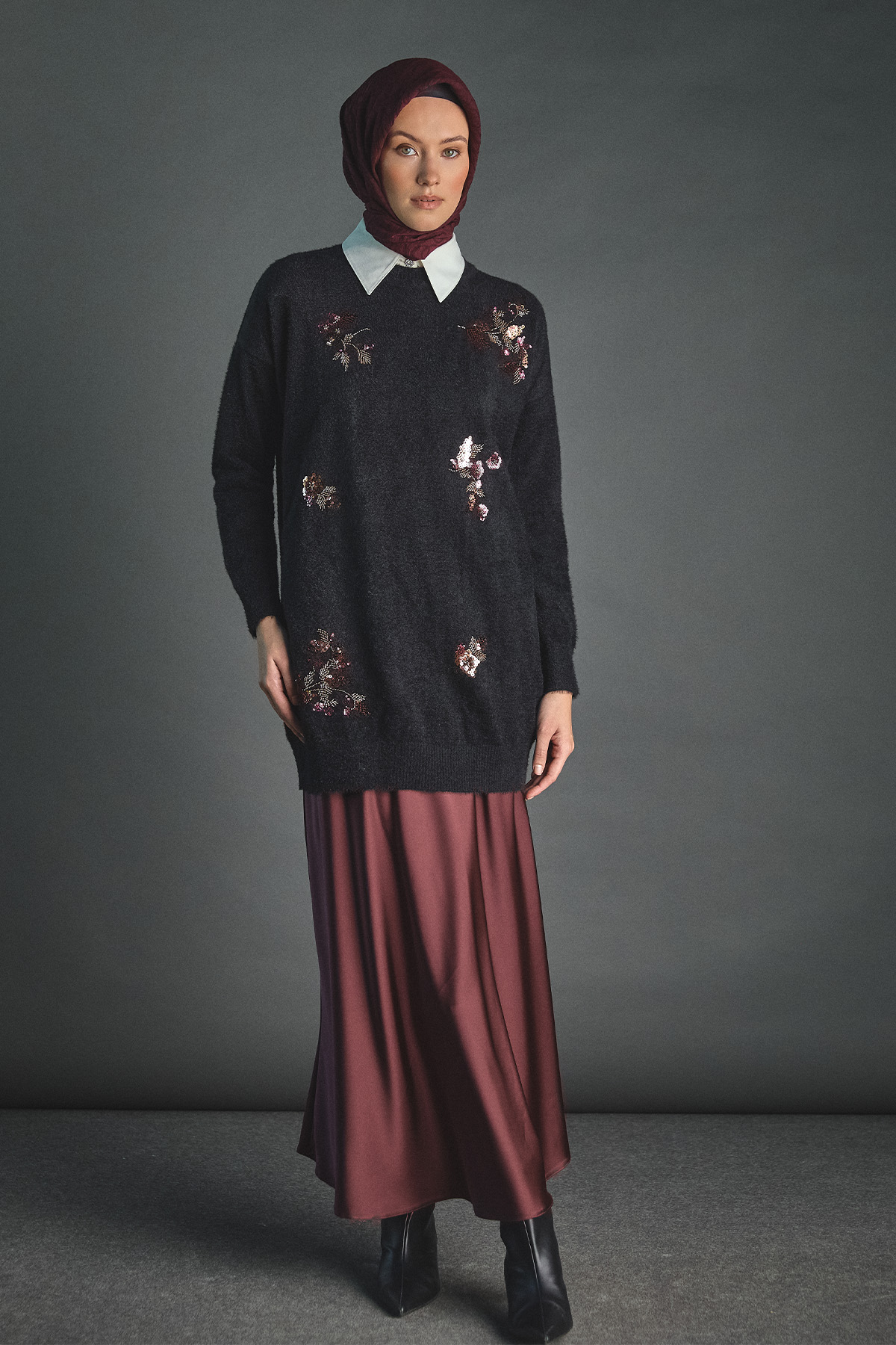 Pul payet Boncuk Çiçekli Triko Tunik