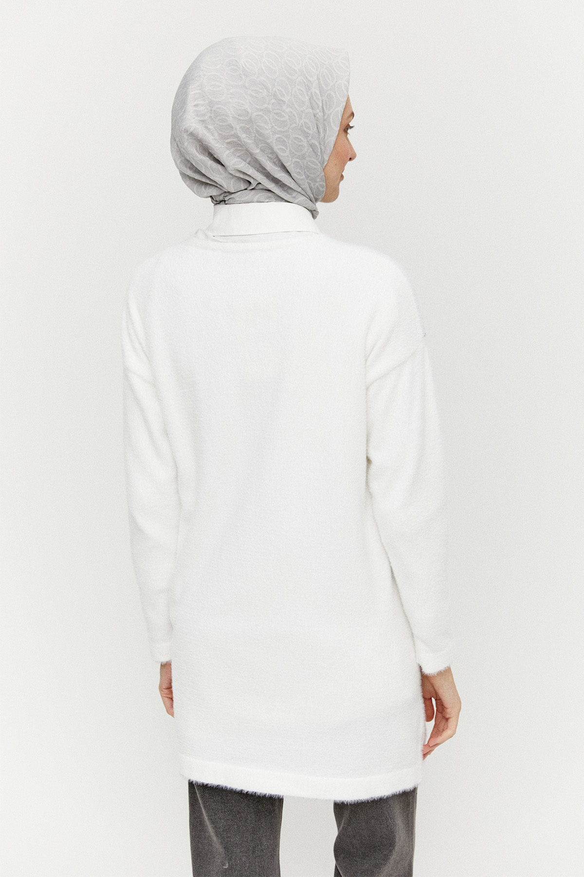 Desenli Yuvarlak Yakalı Triko Tunik